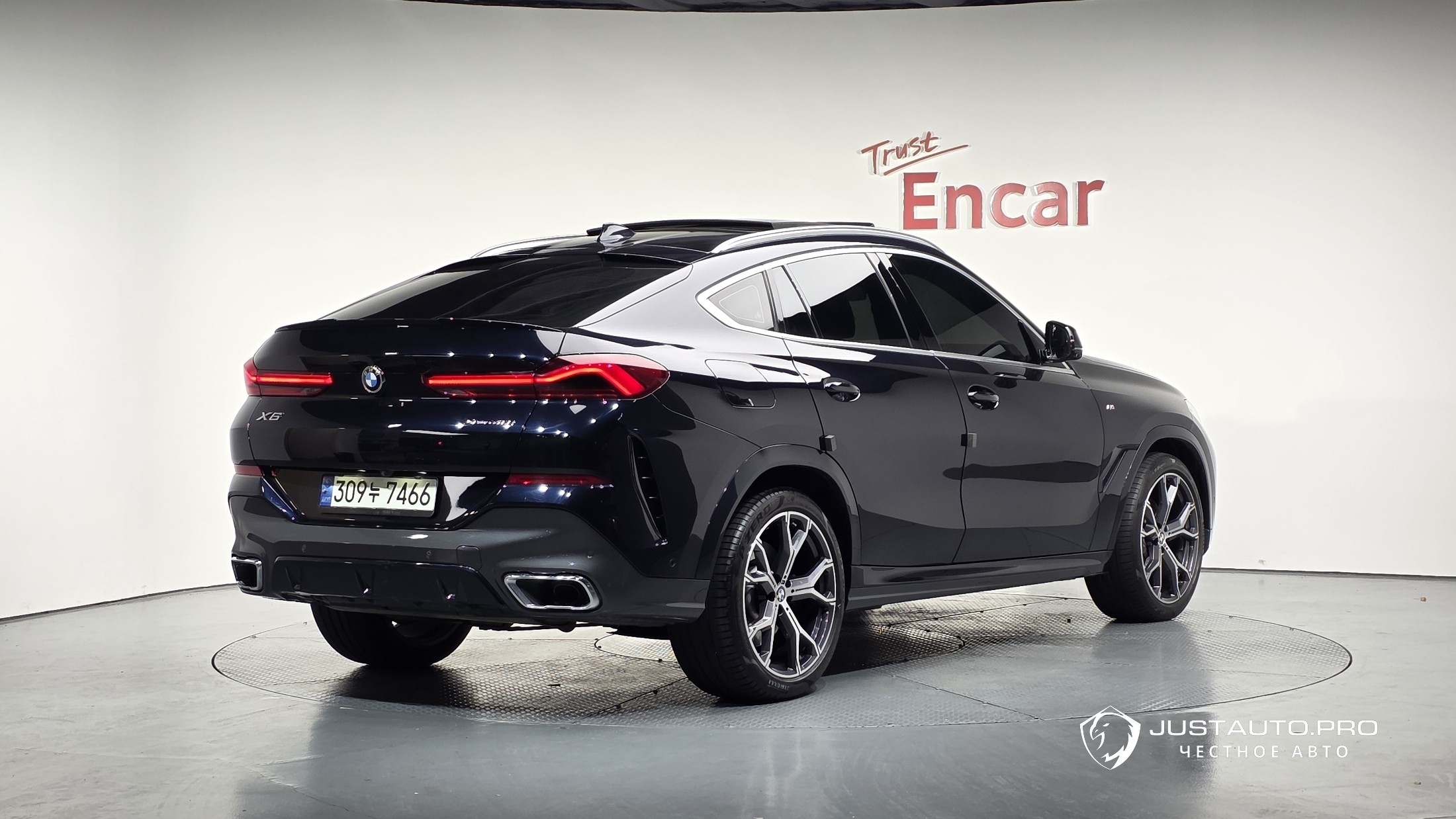 Автомобиль BMW X6