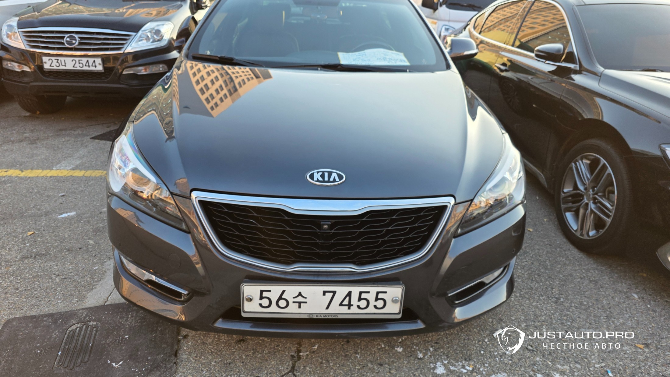 Автомобиль Kia K7