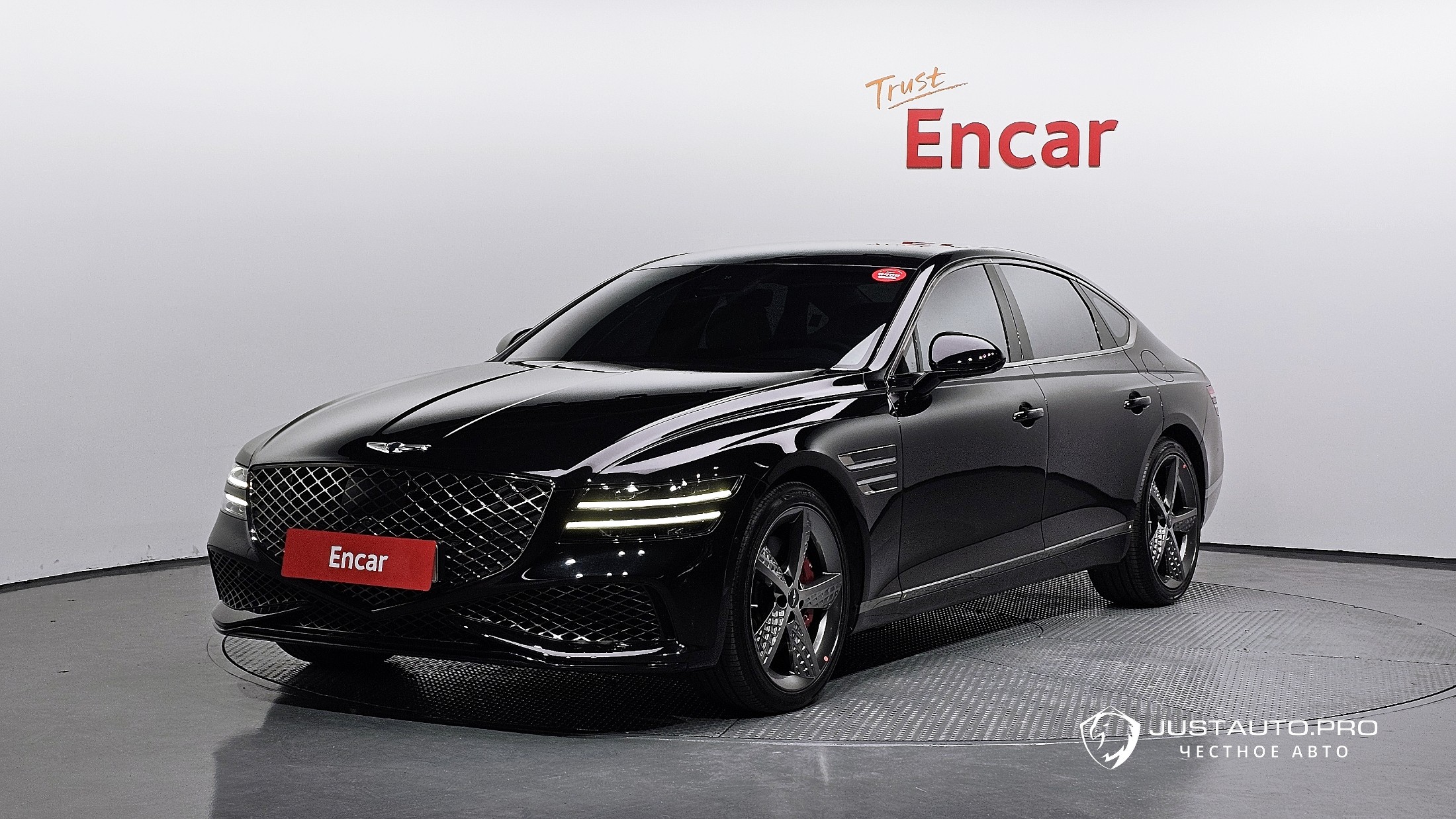 Автомобиль Genesis G80