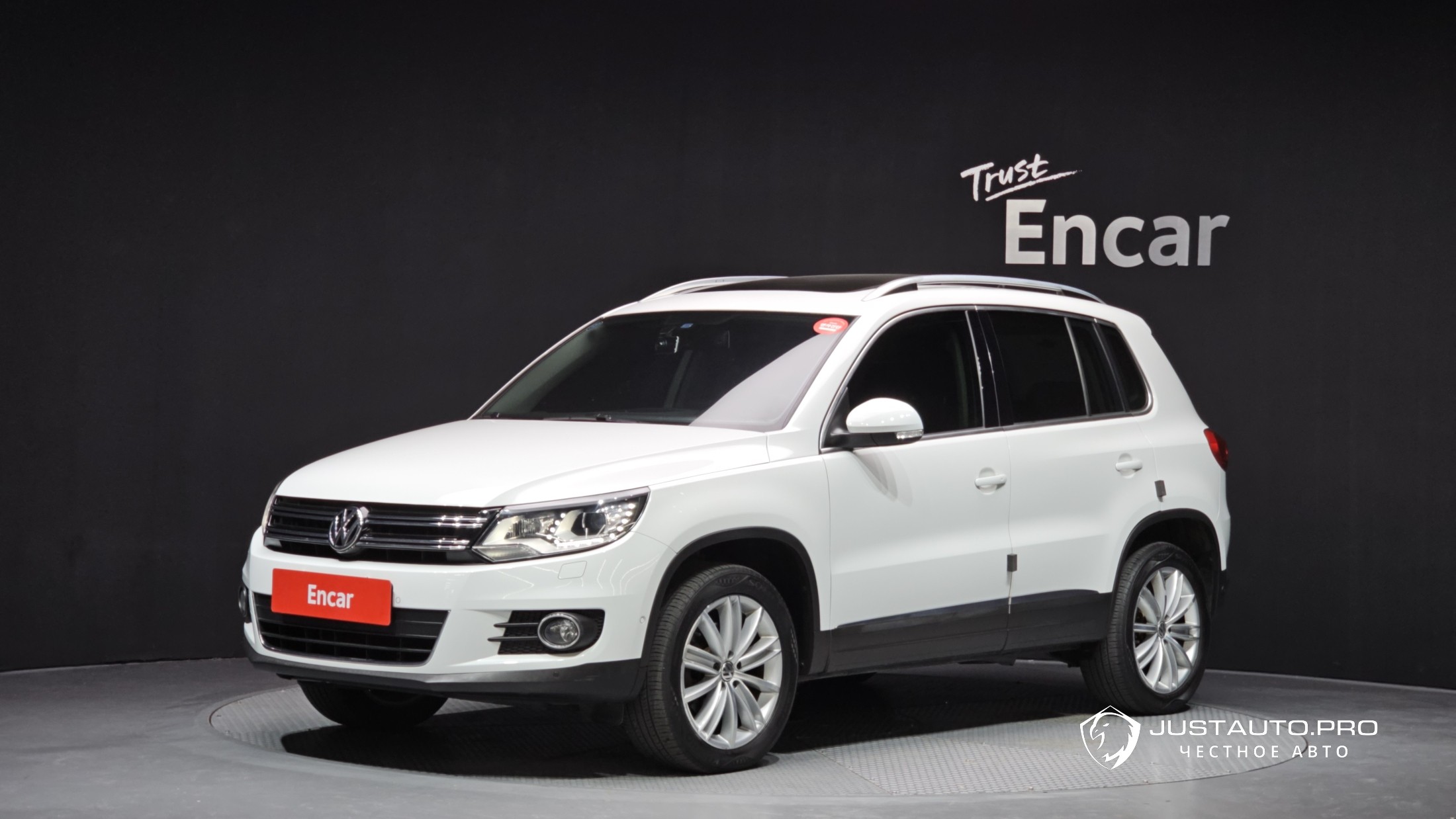 Автомобиль Volkswagen Tiguan