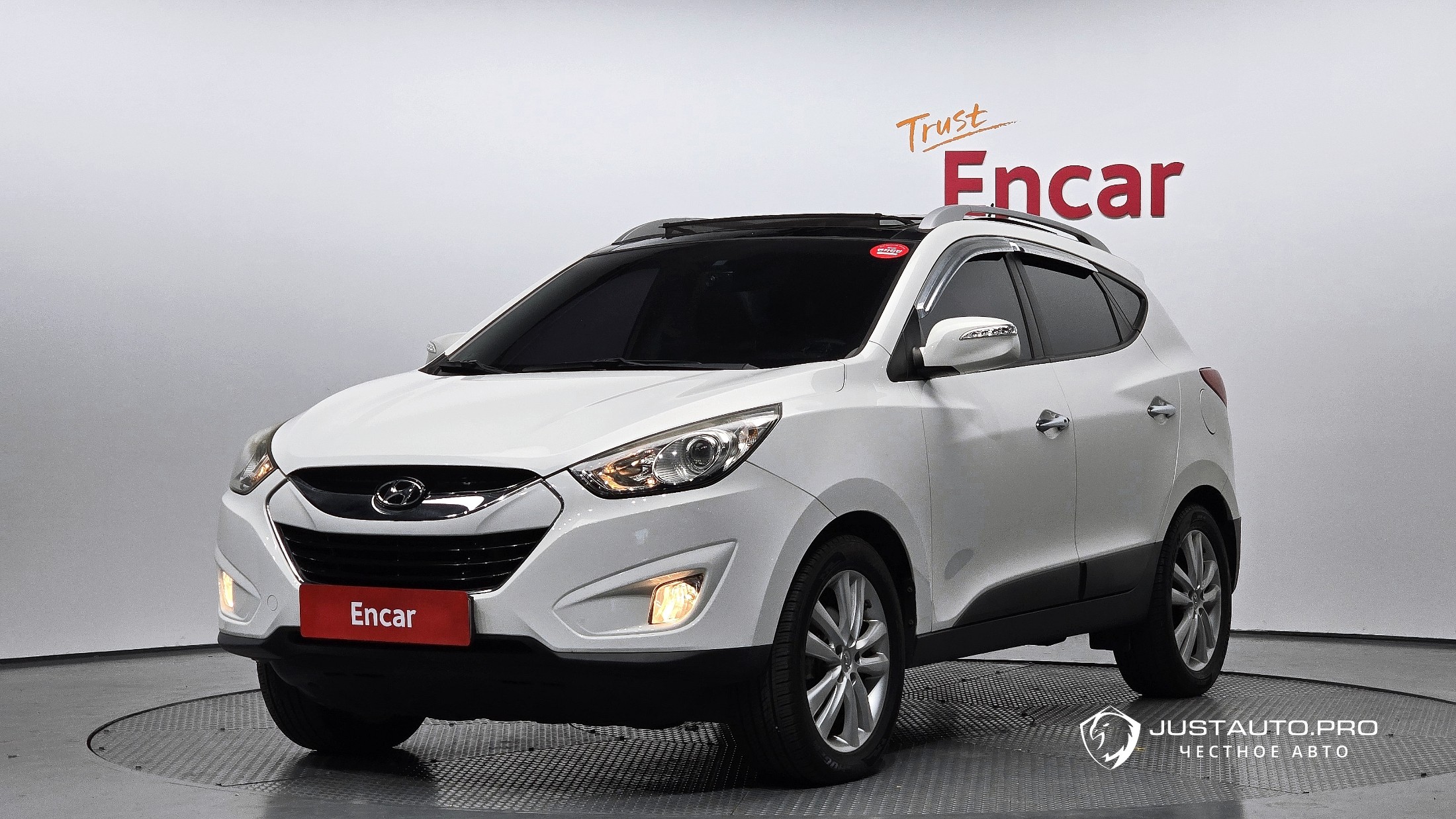 Автомобиль Hyundai Tucson