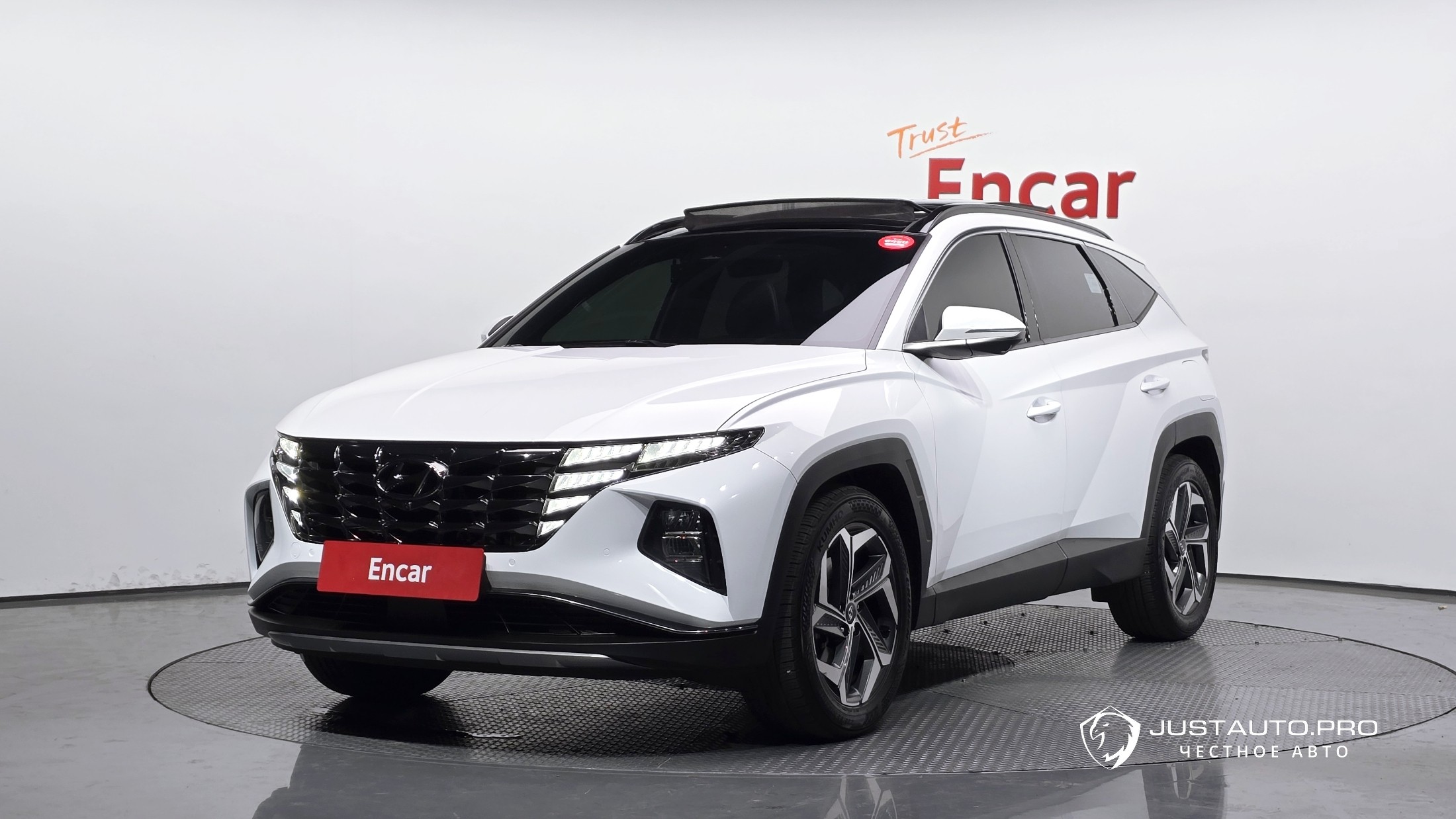 Автомобиль Hyundai Tucson