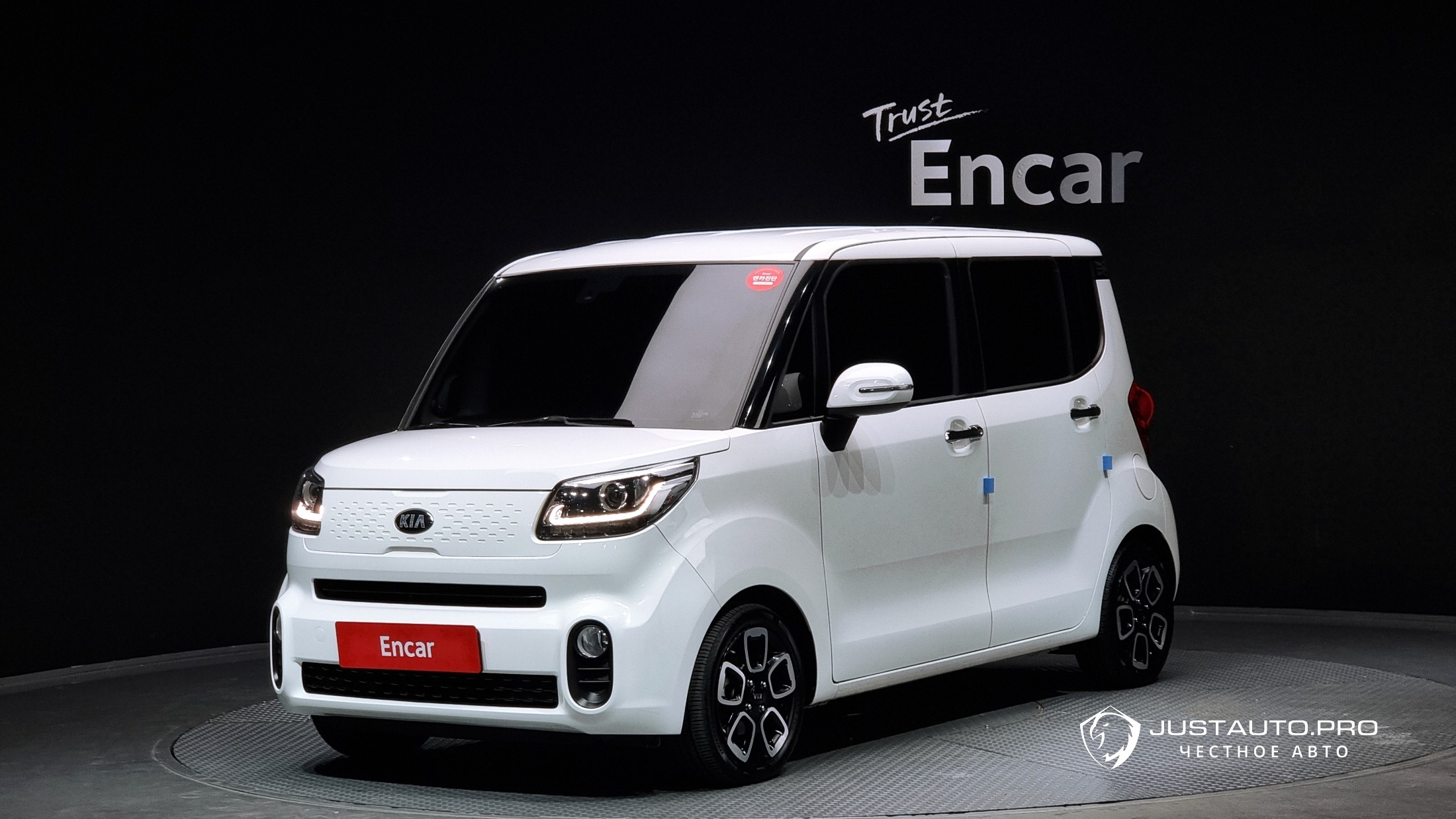 Автомобиль Kia RAY