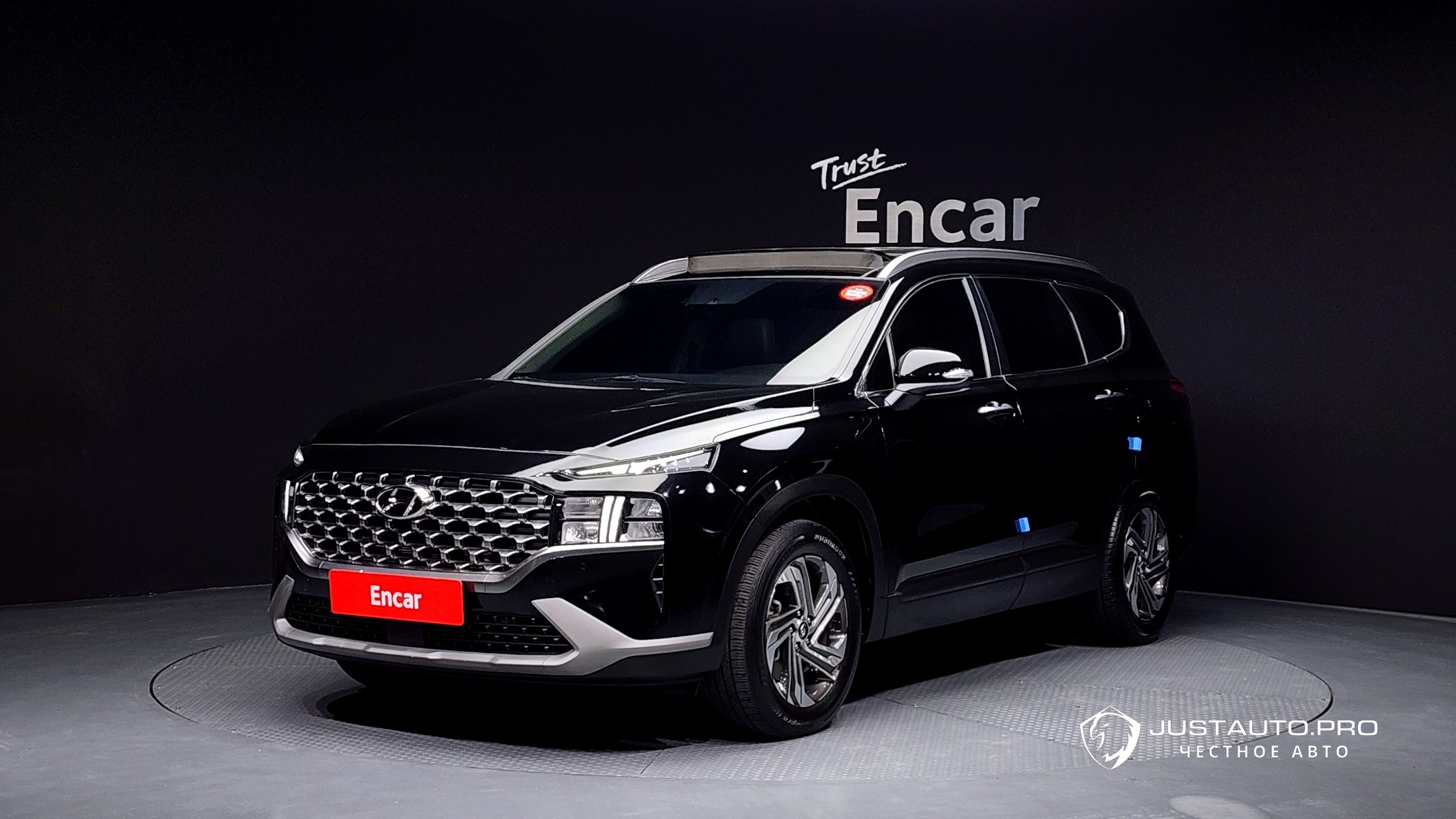 Автомобиль Hyundai Santafe