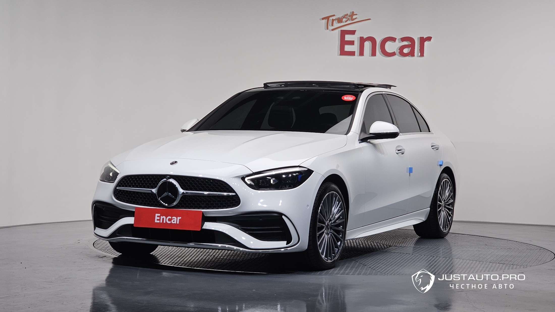 Автомобиль Mercedes-Benz C-Class