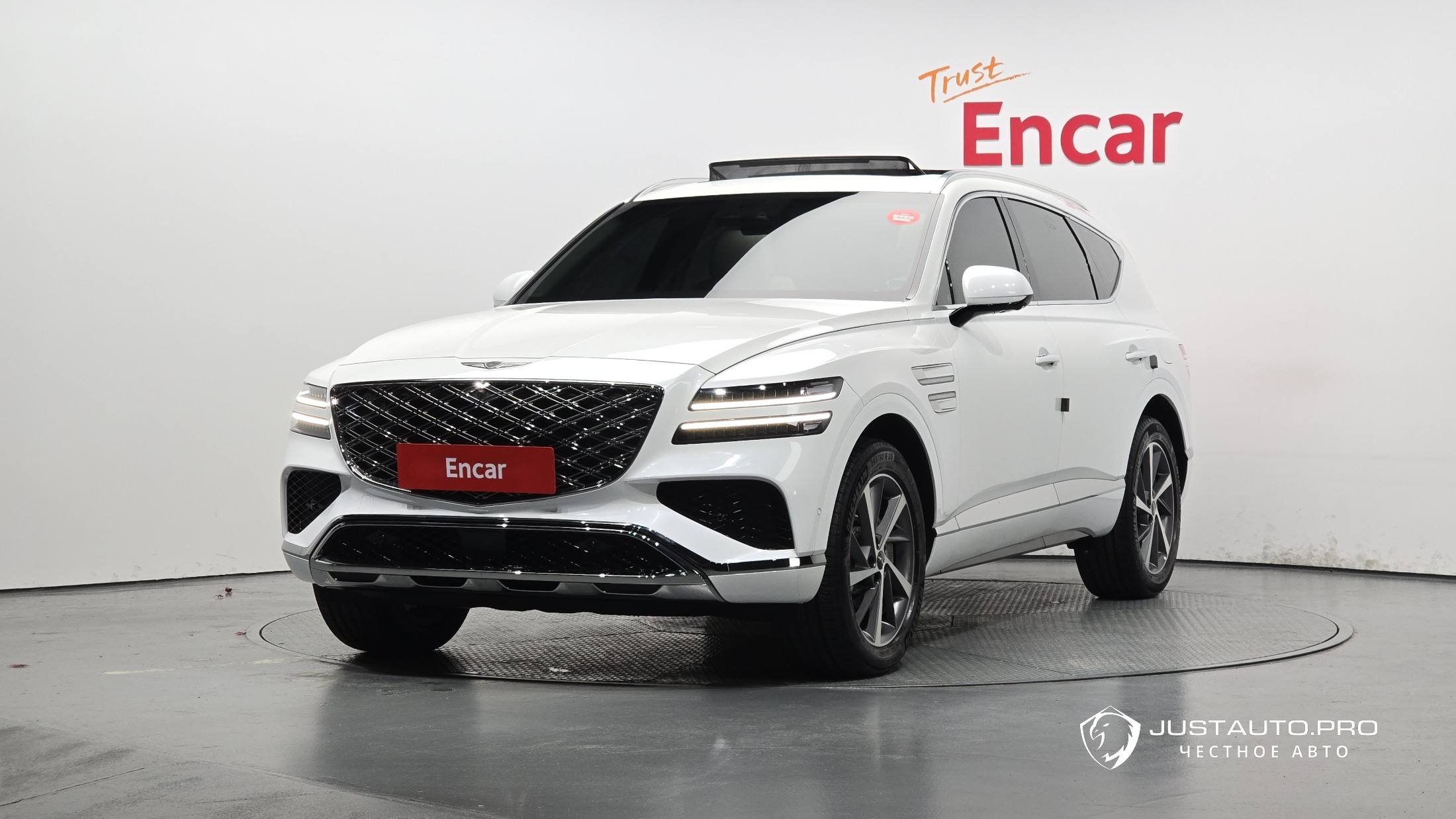 Автомобиль Genesis GV80