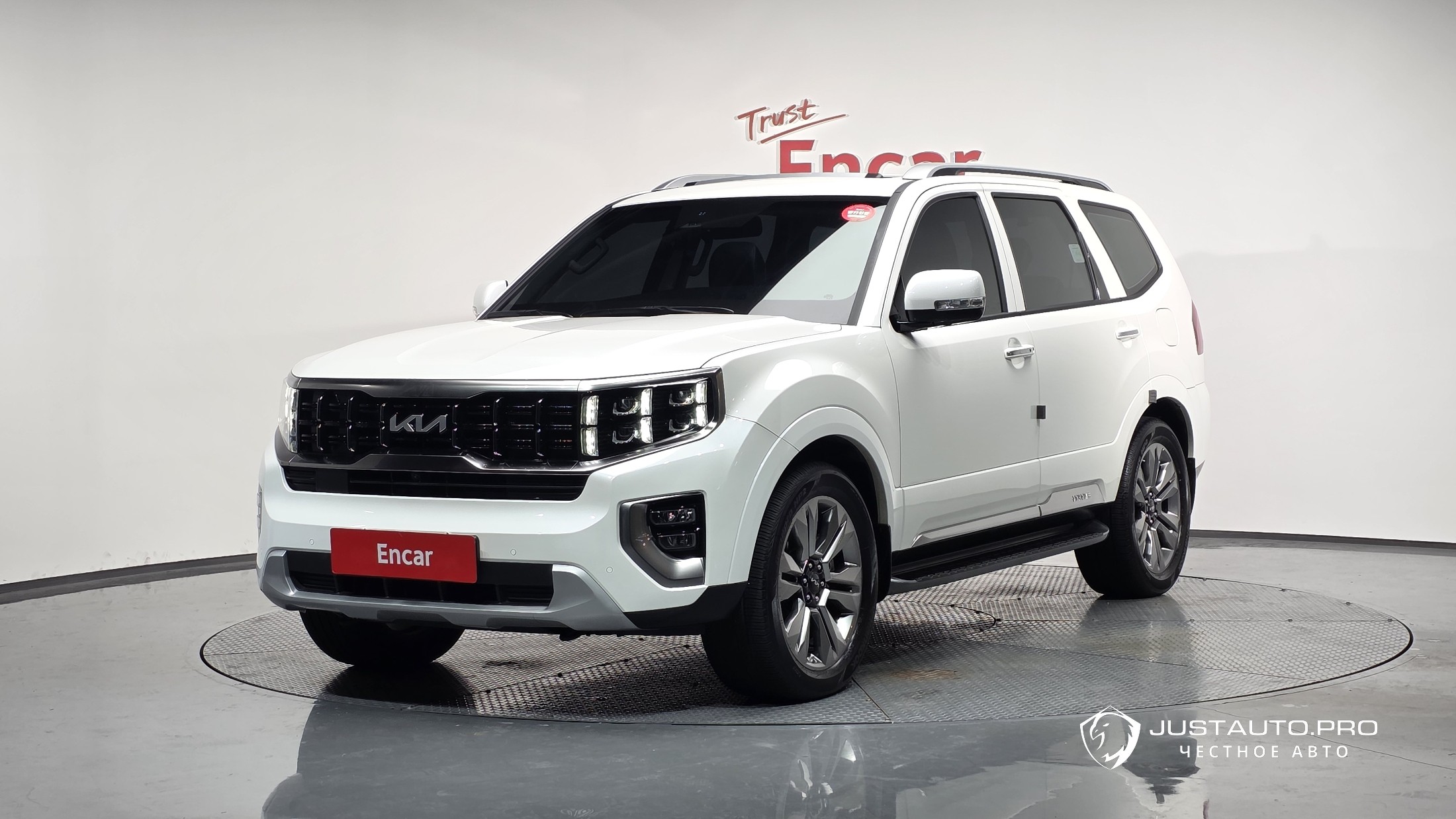 Автомобиль Kia Mohave