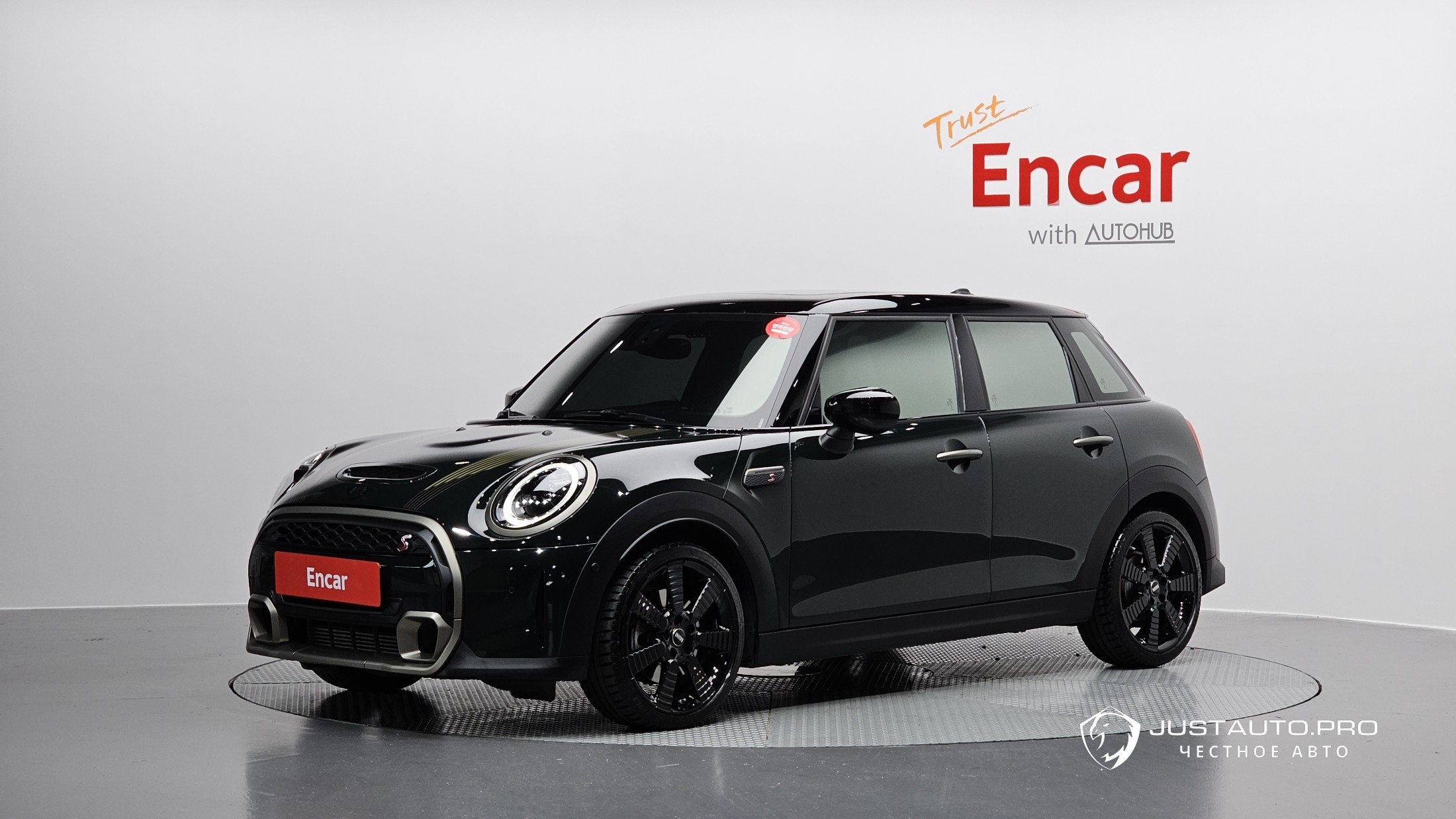 Автомобиль Mini Cooper