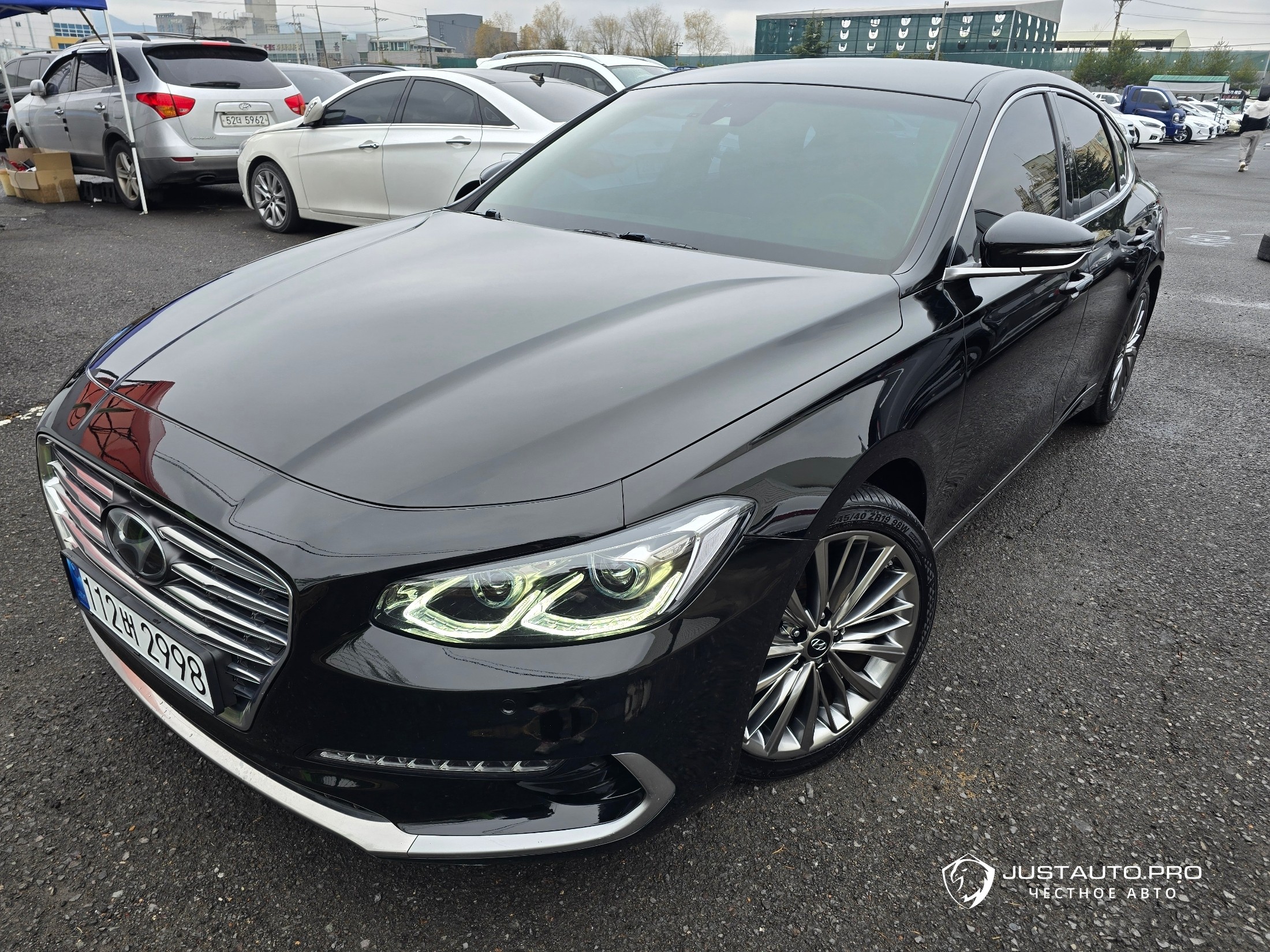 Автомобиль Hyundai Grandeur