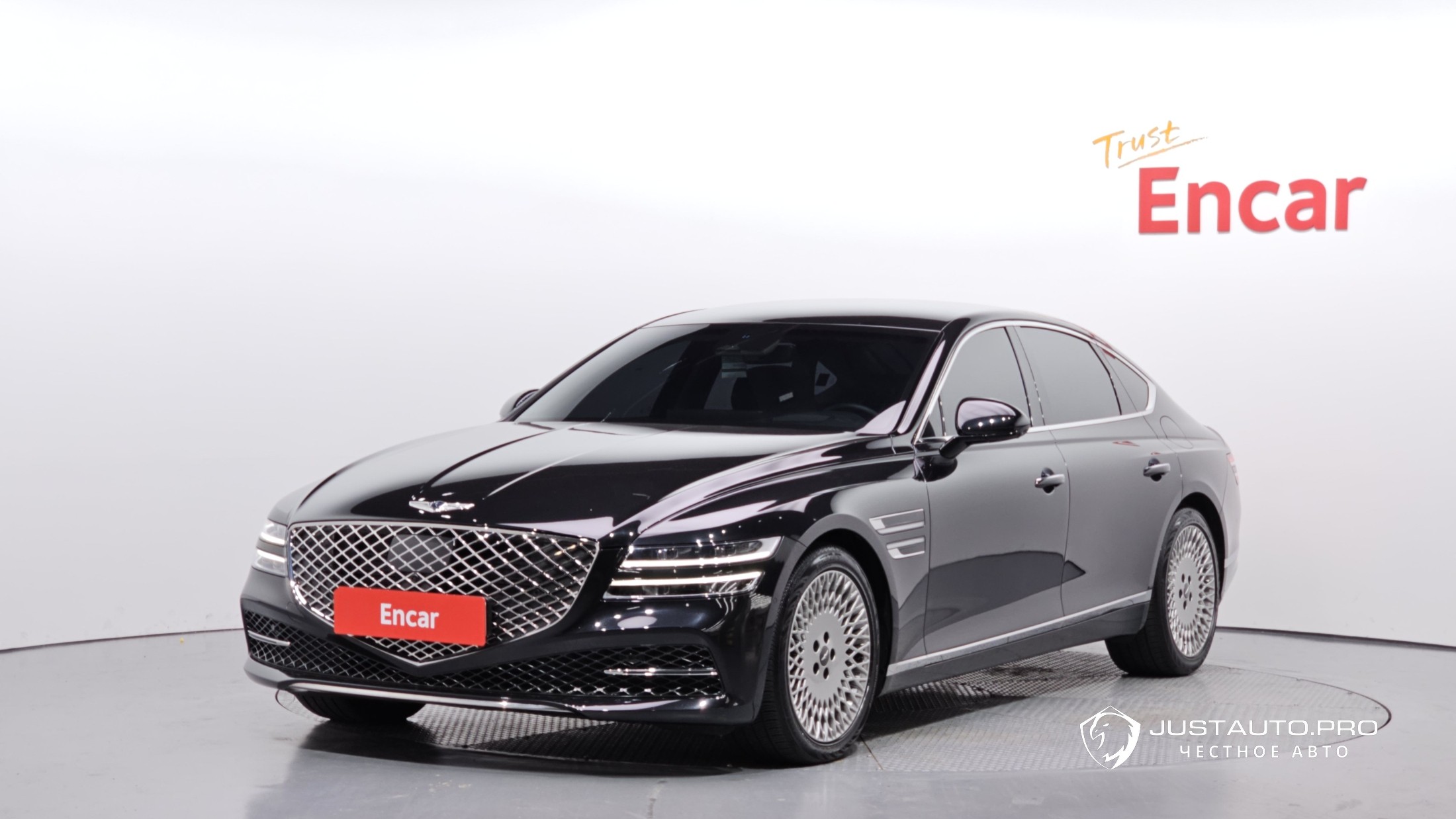 Автомобиль Genesis G80