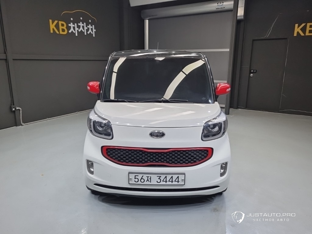 Автомобиль Kia RAY