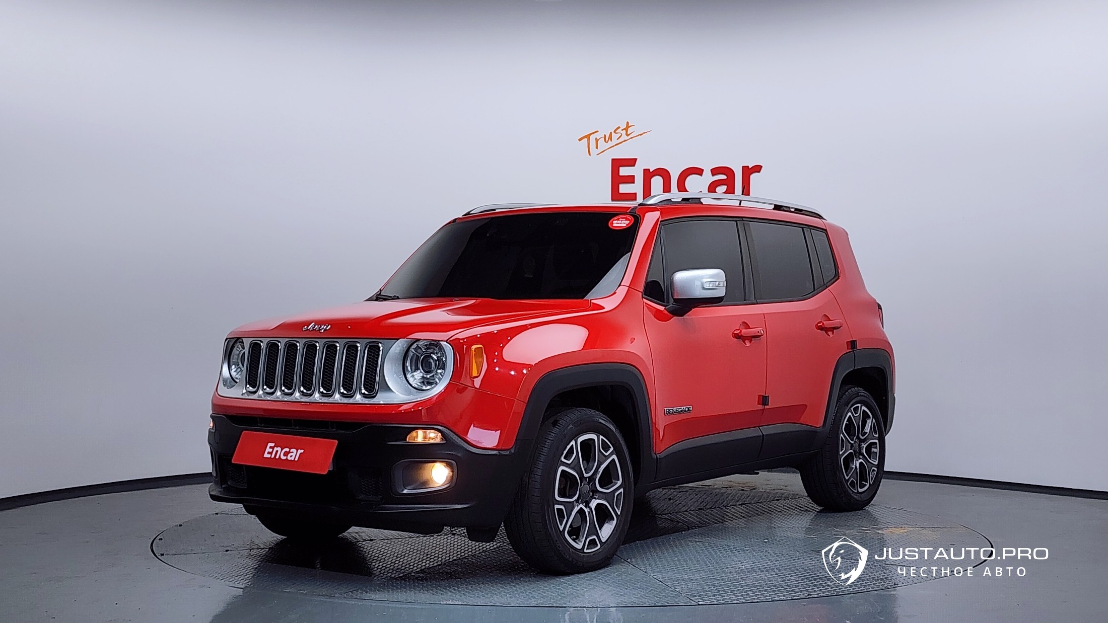 Автомобиль Jeep Renegade