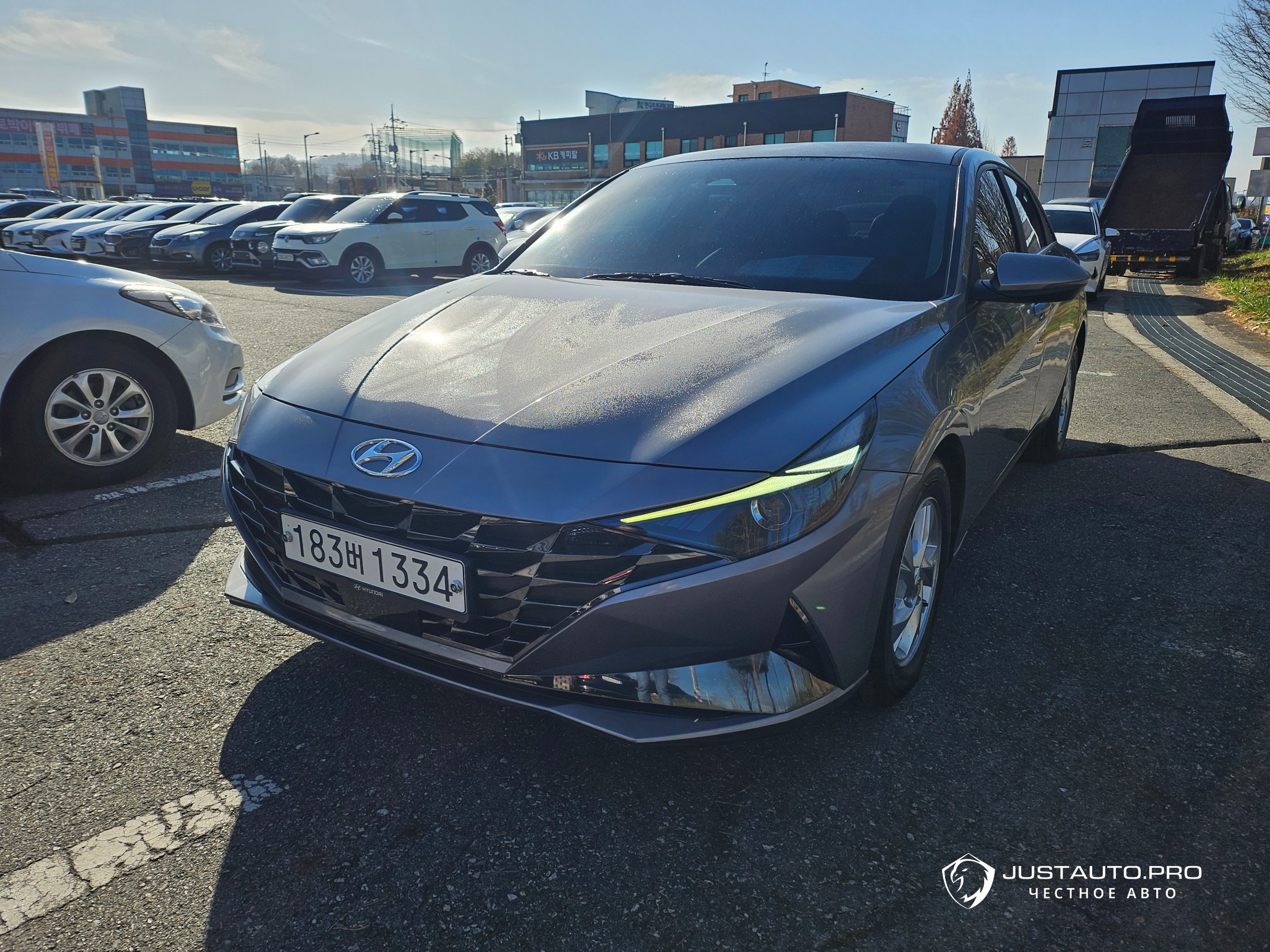 Автомобиль Hyundai AVANTE