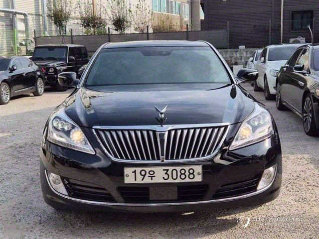 Автомобиль Hyundai Equus