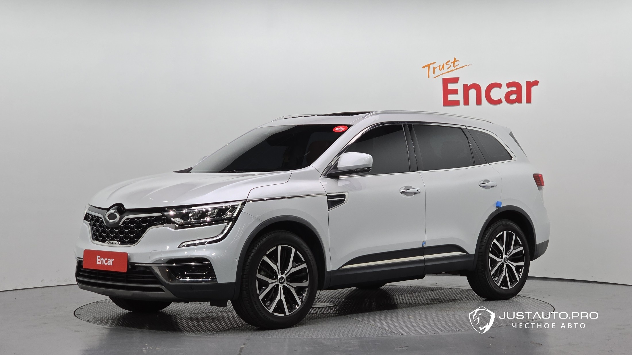 Автомобиль Renault-KoreaSamsung QM6