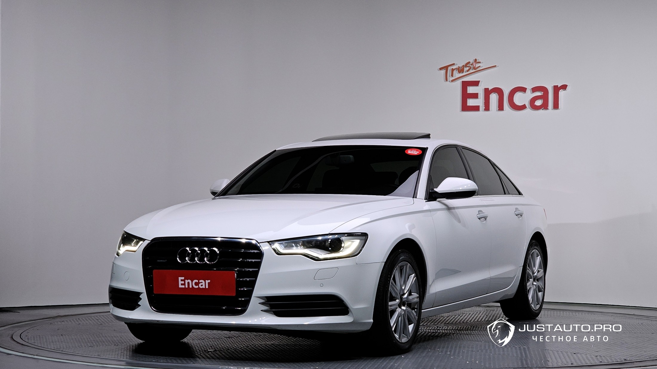 Автомобиль Audi A6