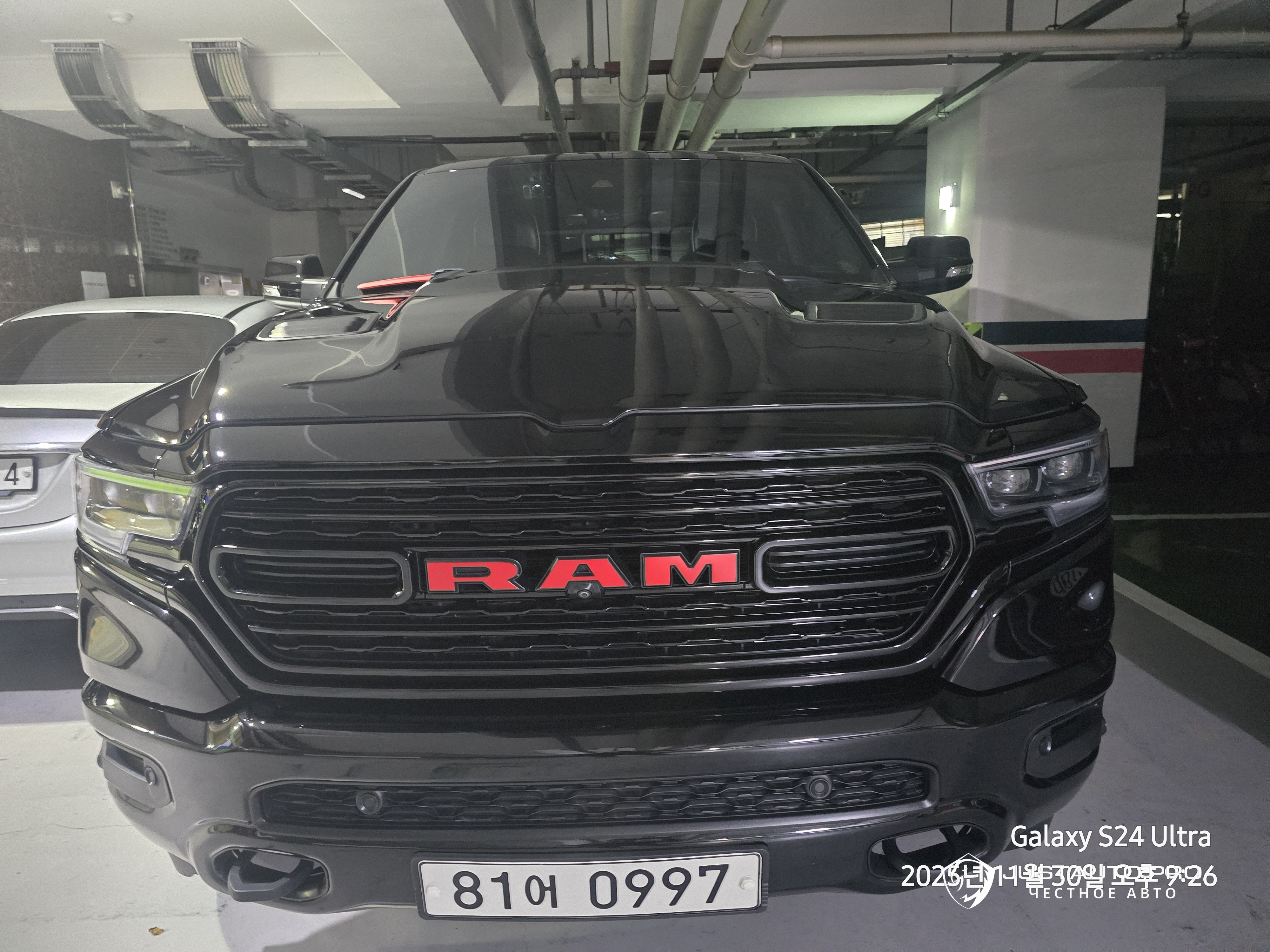 Автомобиль Dodge Ram Pick Up