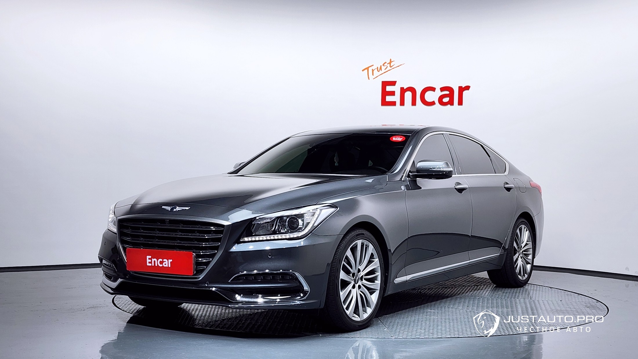 Автомобиль Genesis G80