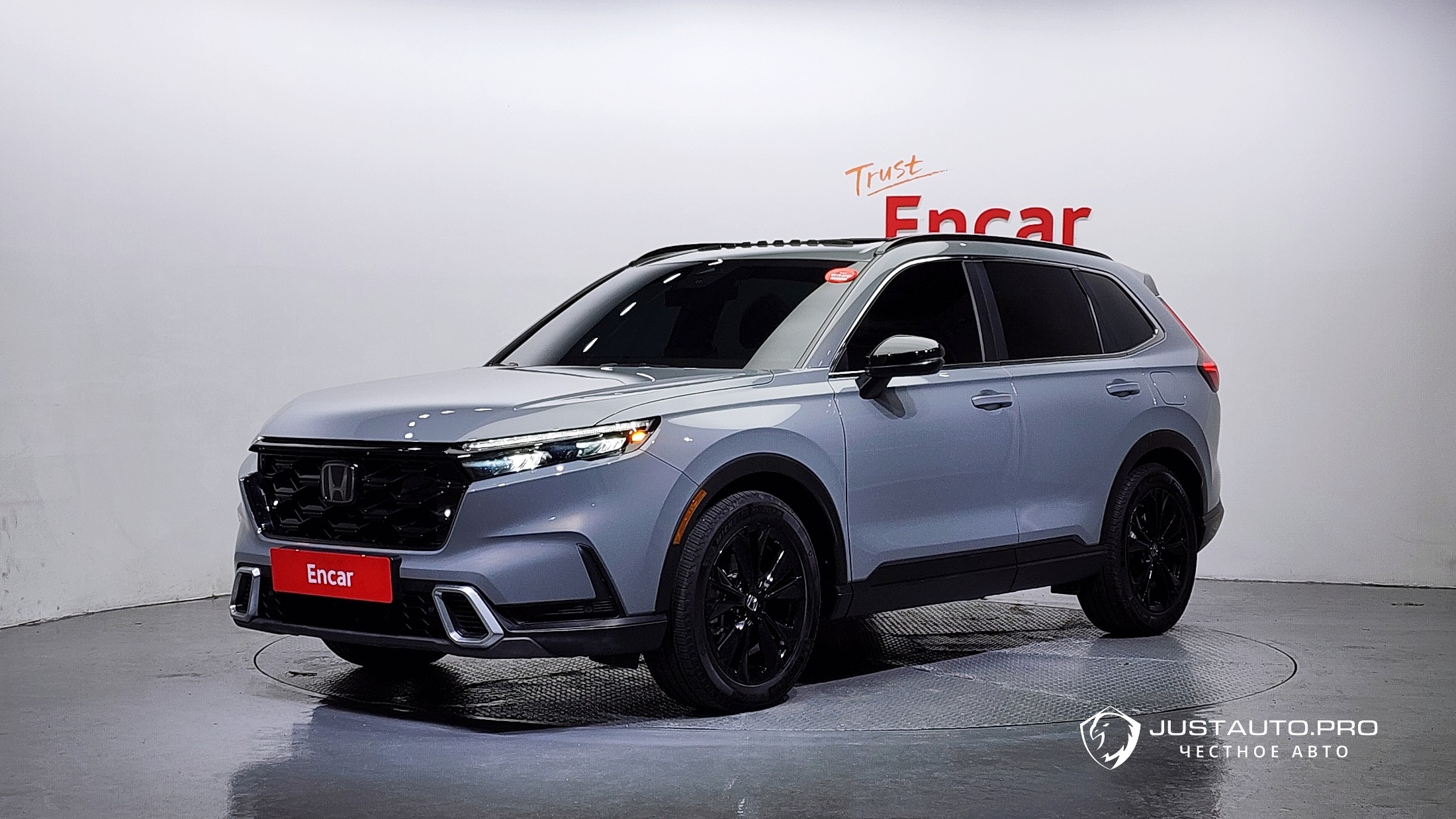 Автомобиль Honda CR-V