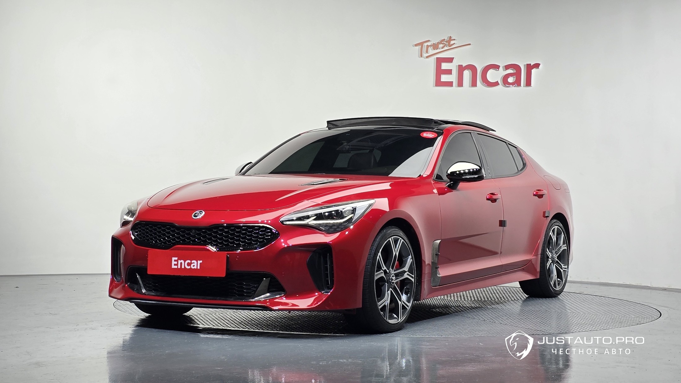 Автомобиль Kia Stinger
