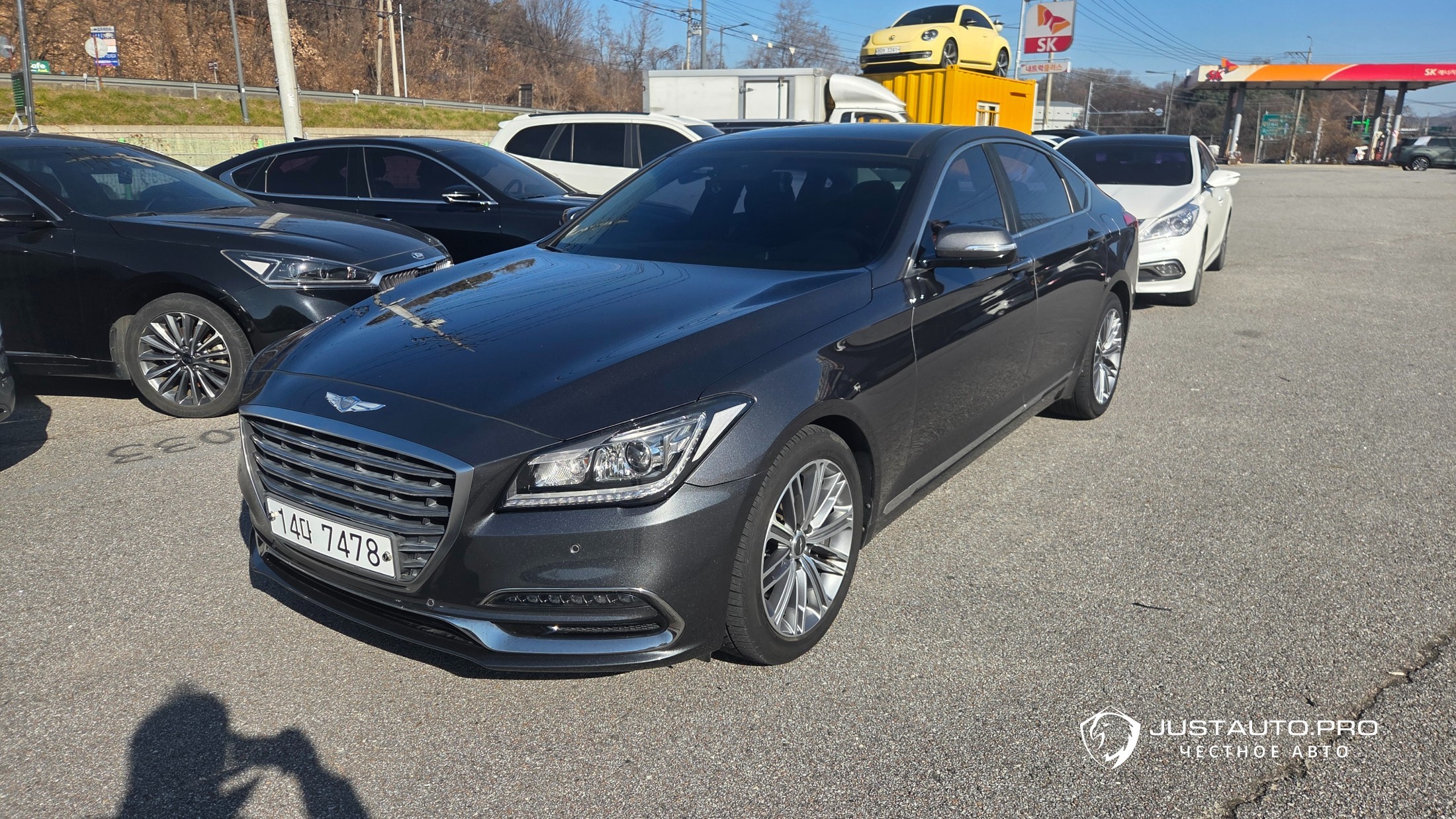 Автомобиль Genesis G80