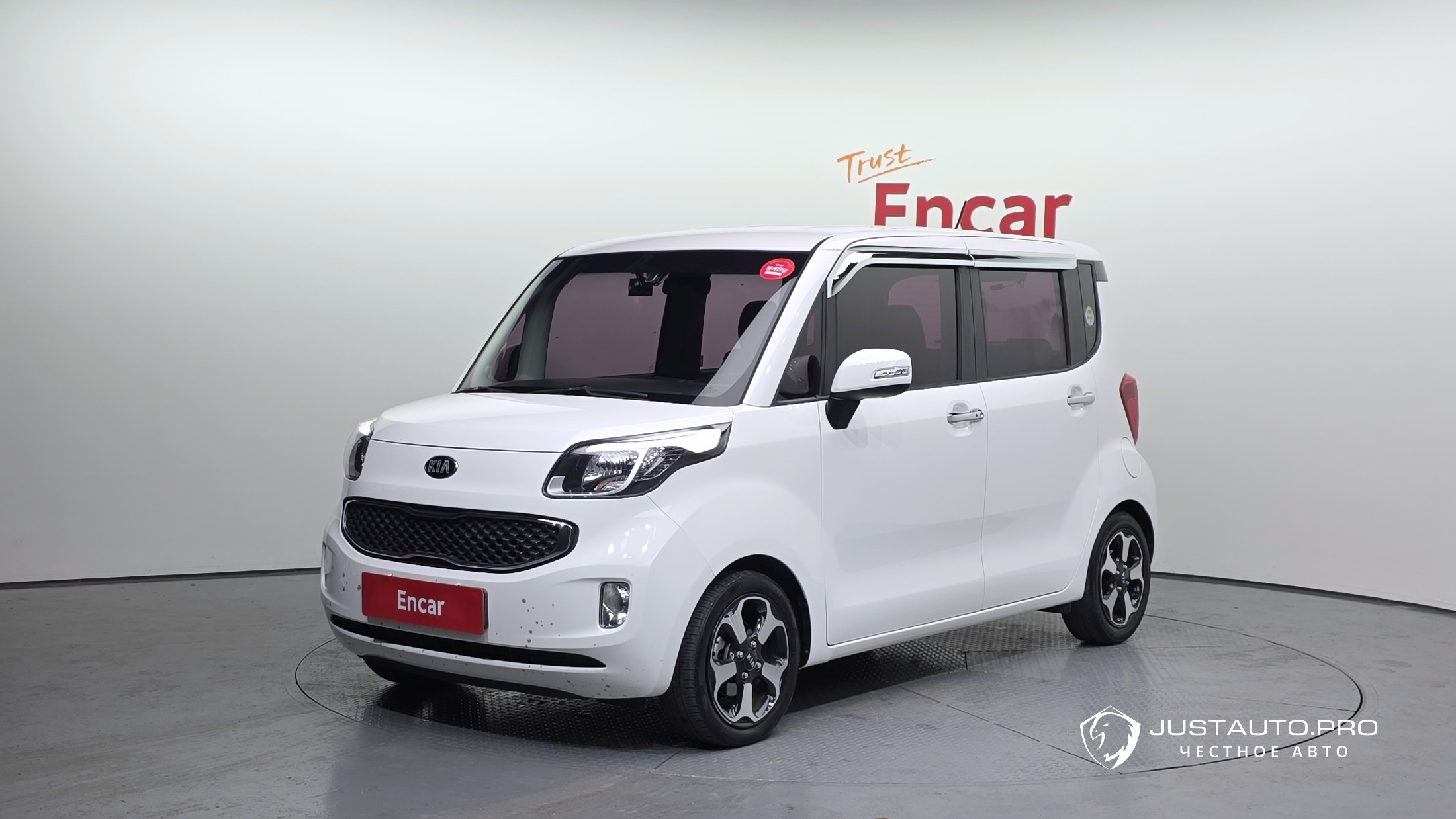 Автомобиль Kia RAY