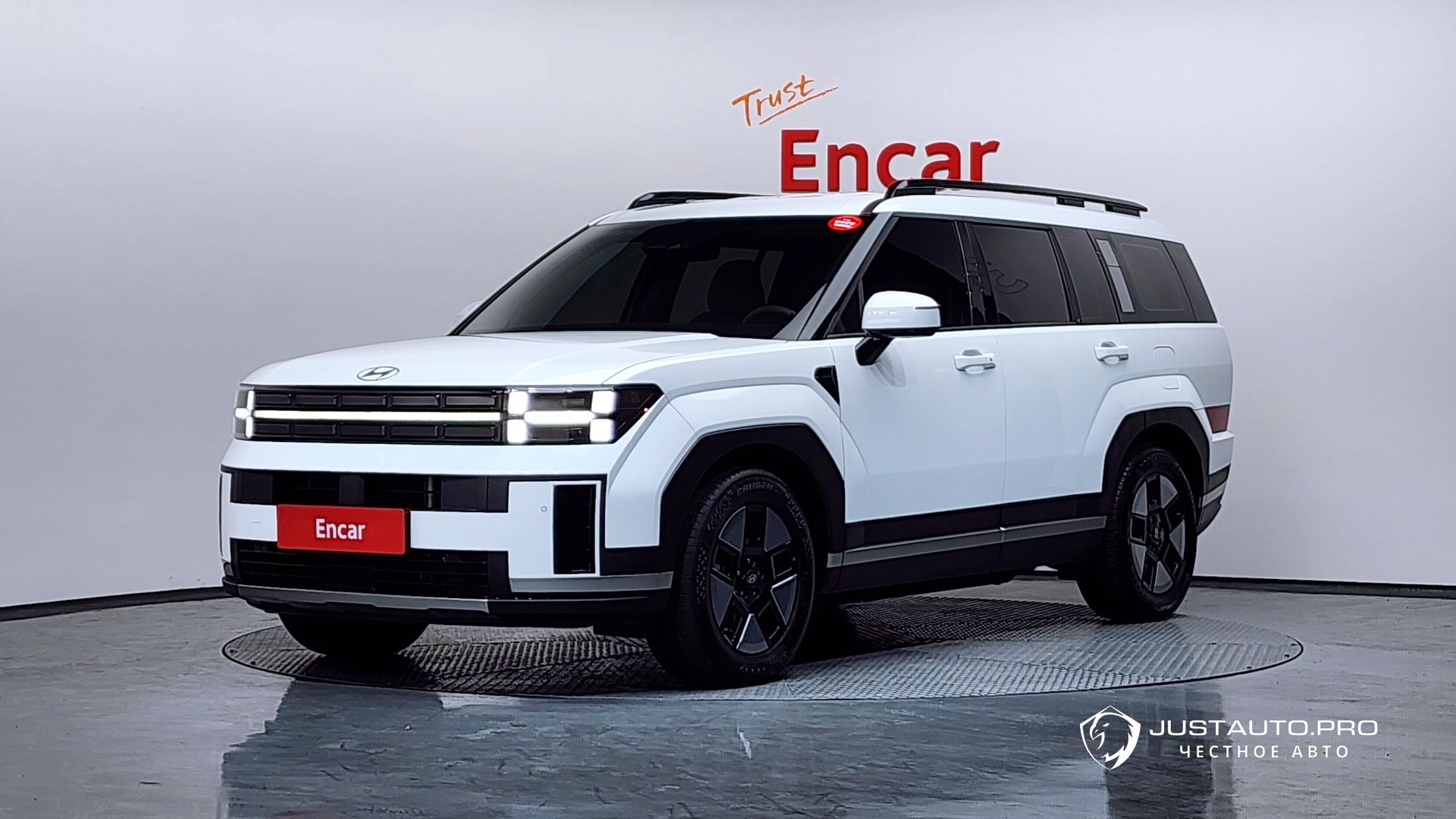 Автомобиль Hyundai Santafe