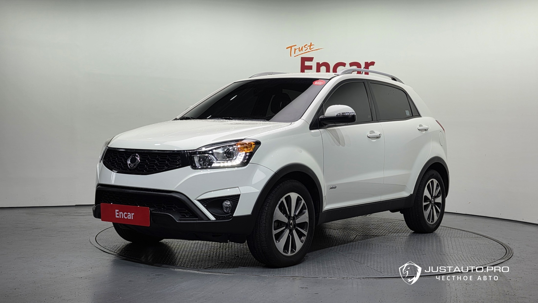 Автомобиль KG_Mobility_Ssangyong KORANDO