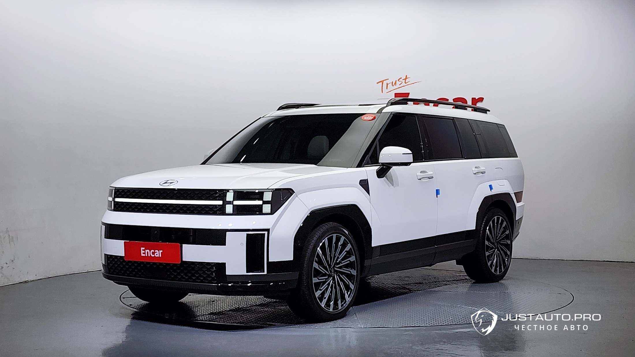 Автомобиль Hyundai Santafe