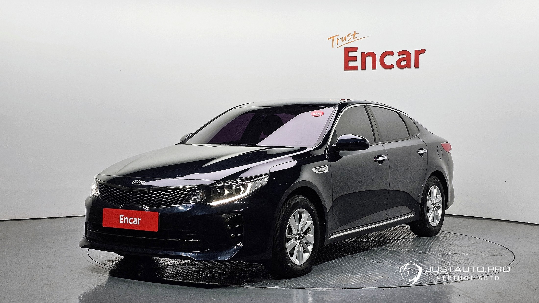 Автомобиль Kia K5