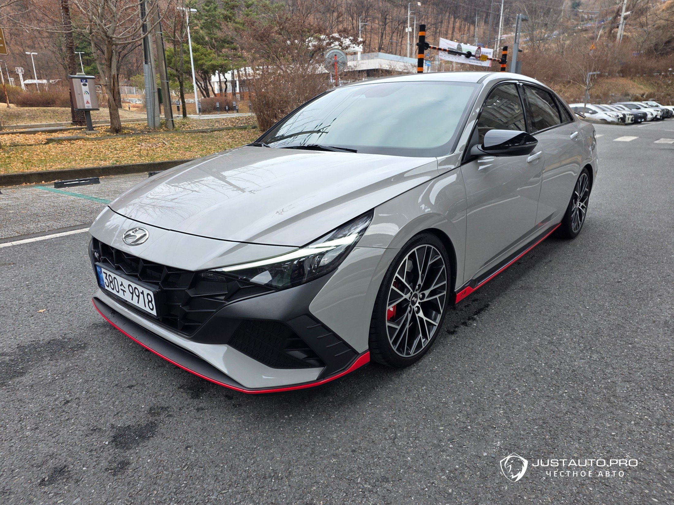 Автомобиль Hyundai AVANTE