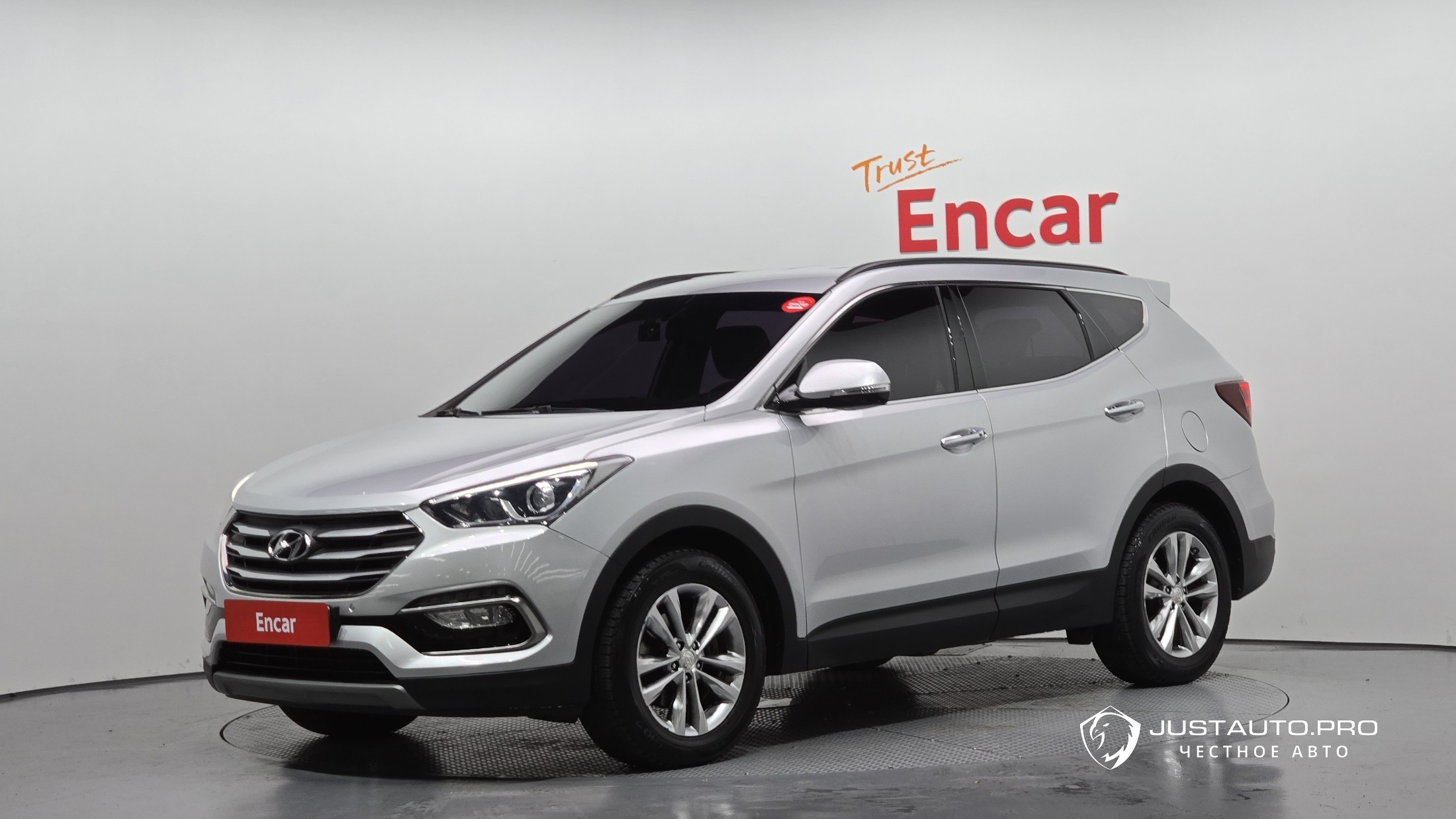 Автомобиль Hyundai Santafe