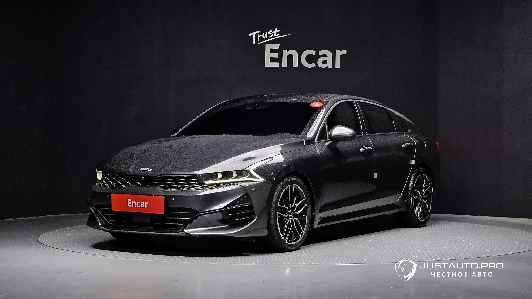 Автомобиль Kia K5