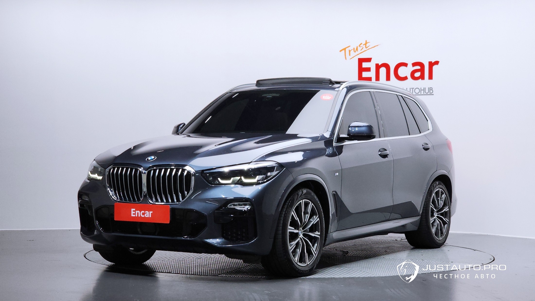 Автомобиль BMW X5