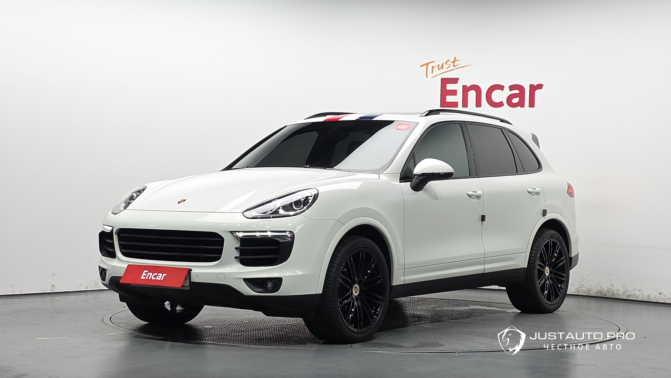 Автомобиль Porsche Cayenne