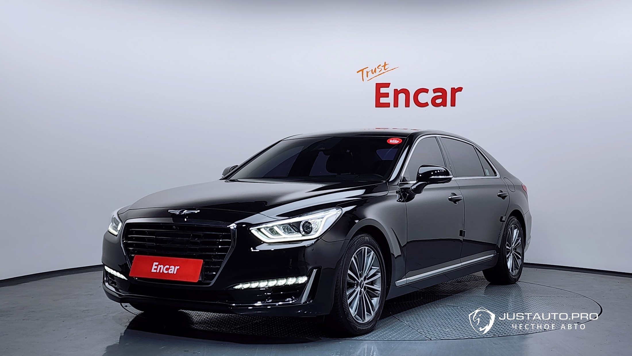 Автомобиль Genesis EQ900