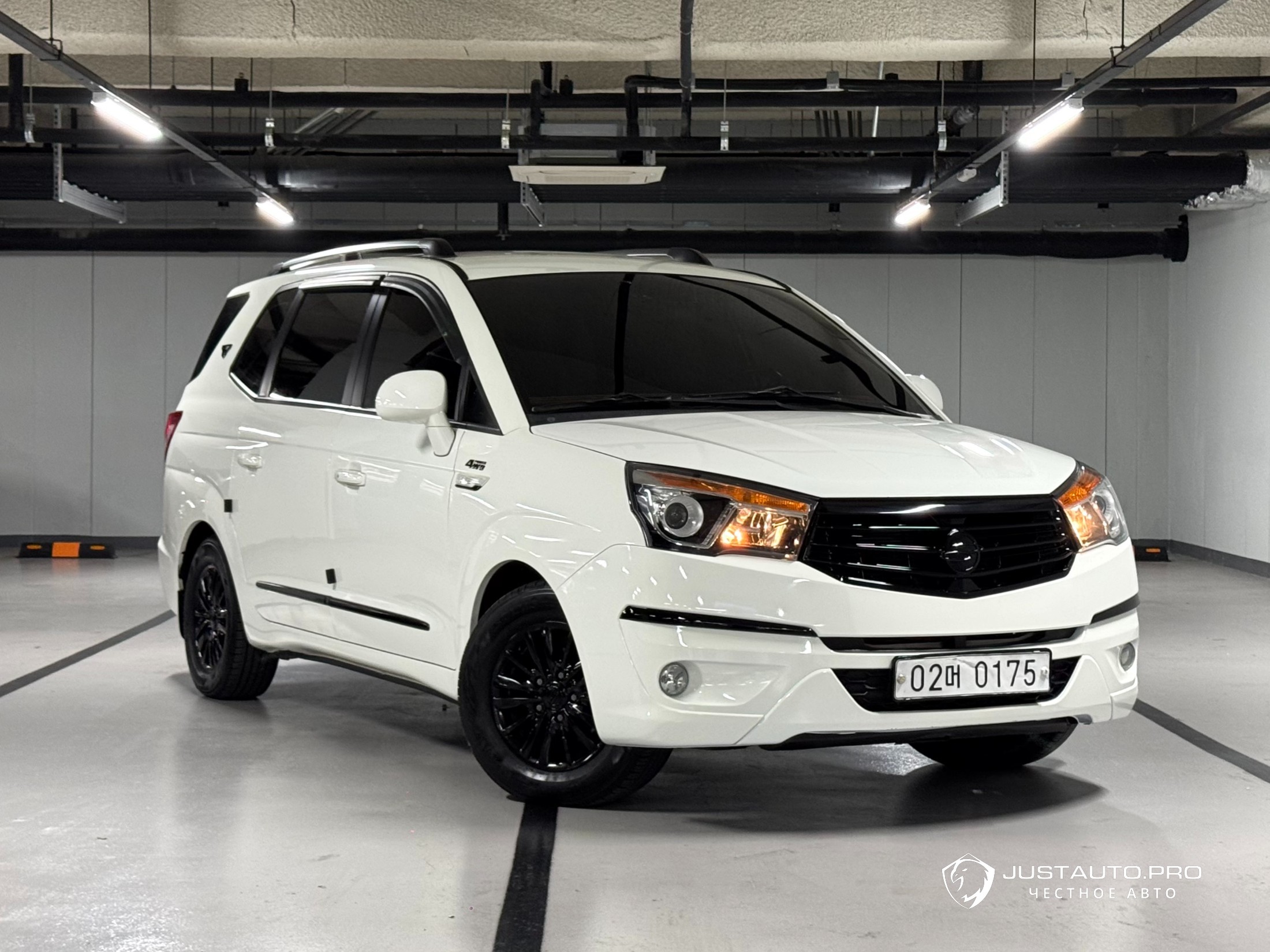 Автомобиль KG_Mobility_Ssangyong KORANDO