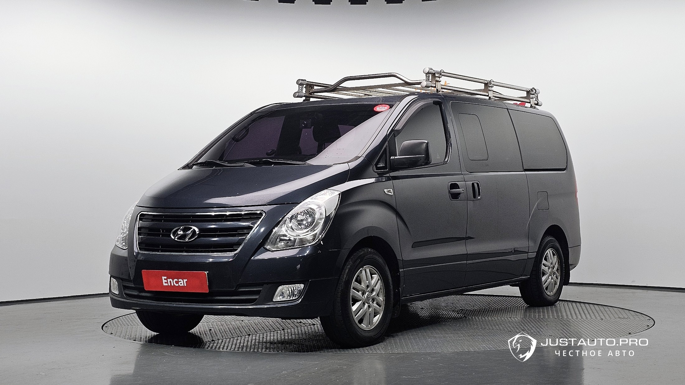 Автомобиль Hyundai Starex