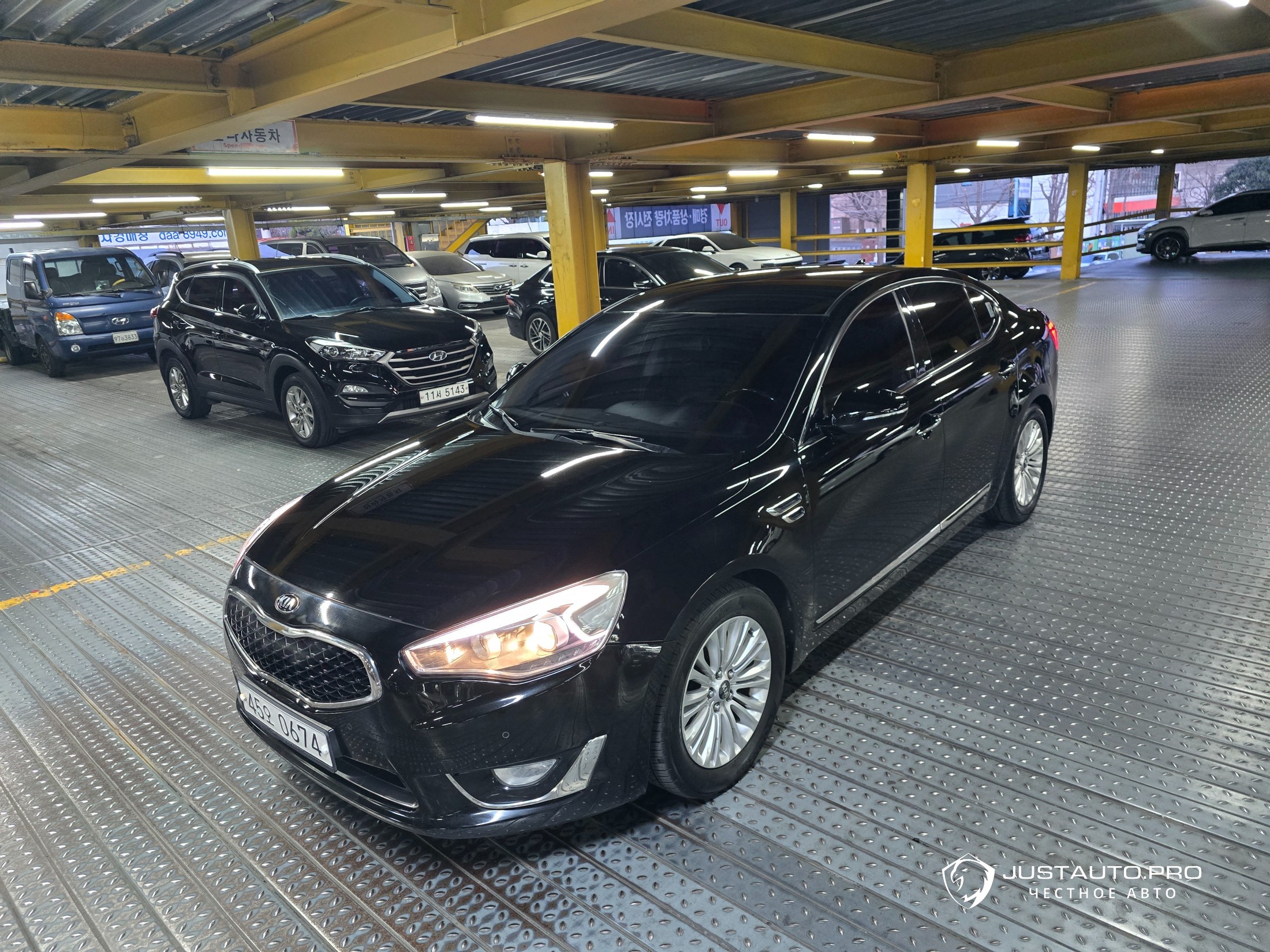 Автомобиль Kia K7