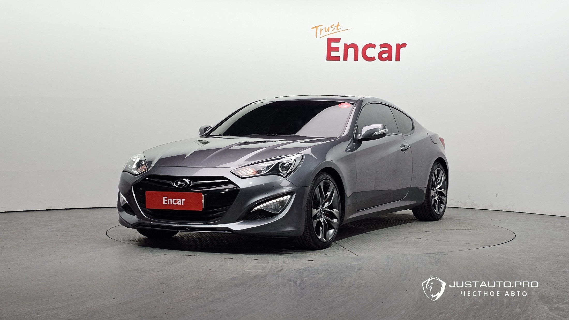 Автомобиль Hyundai Genesis