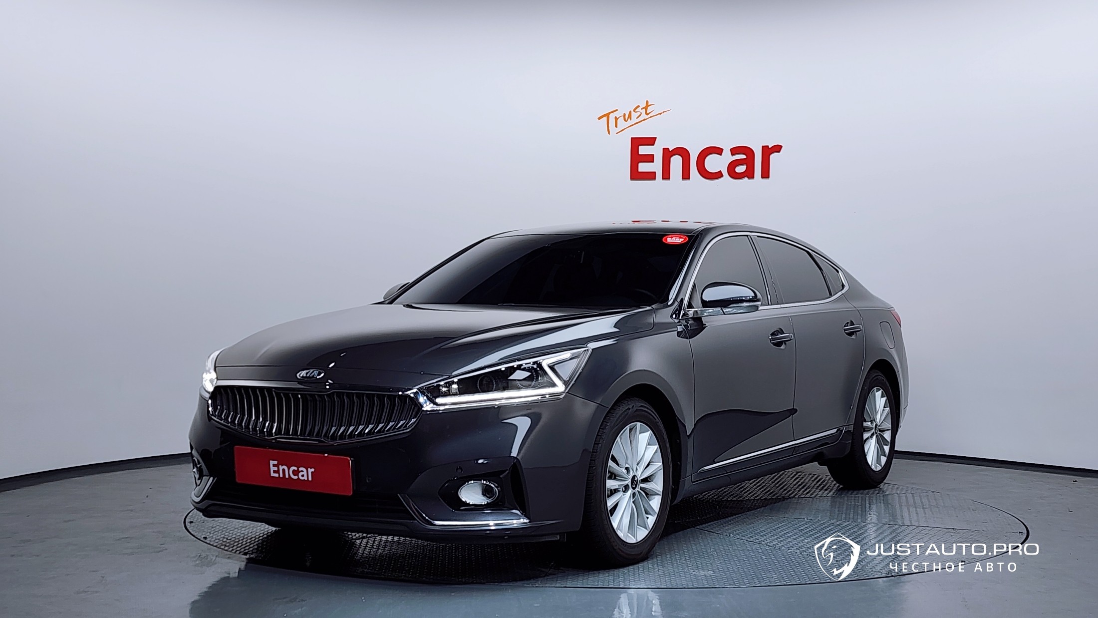 Автомобиль Kia K7