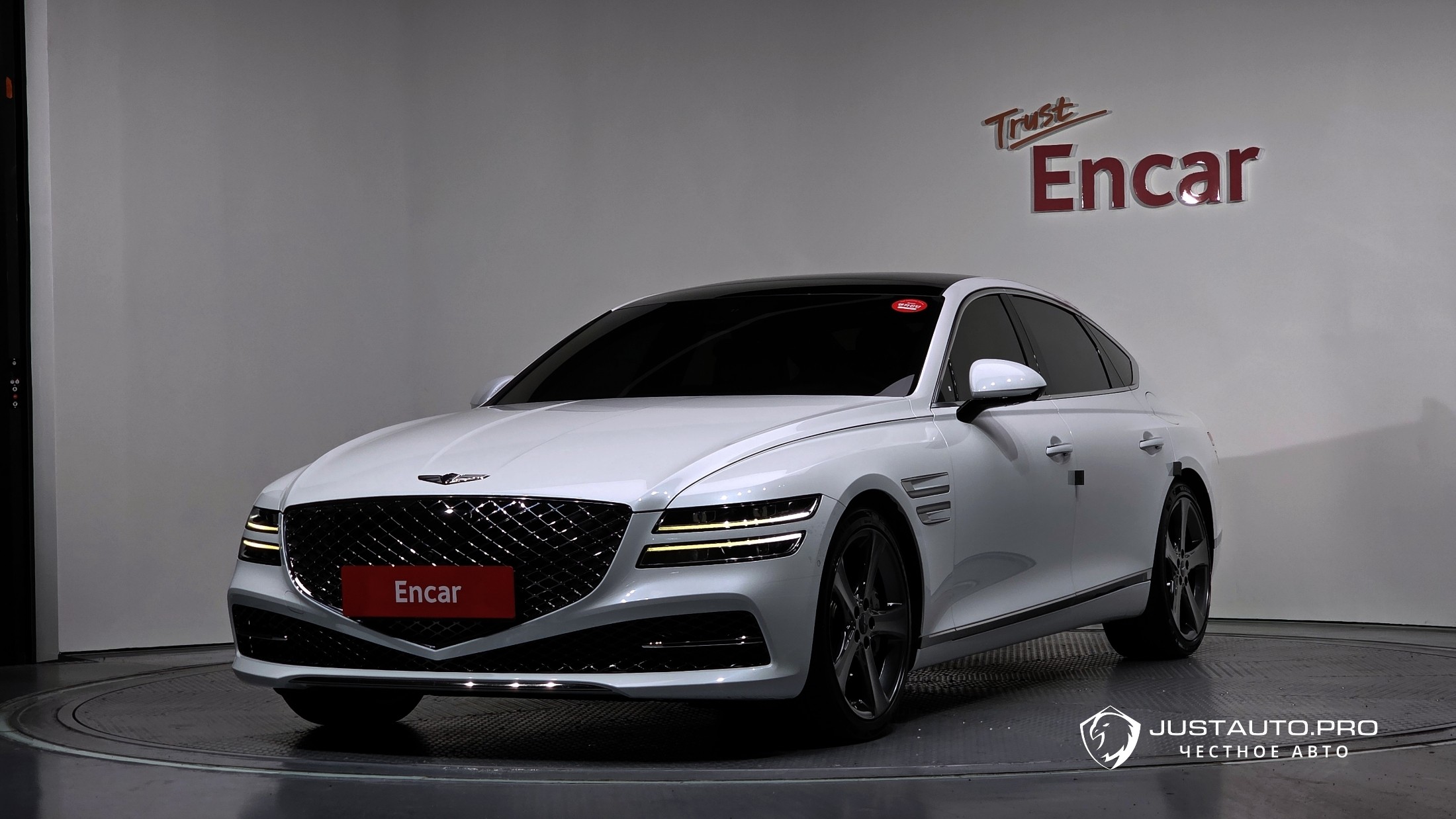 Автомобиль Genesis G80