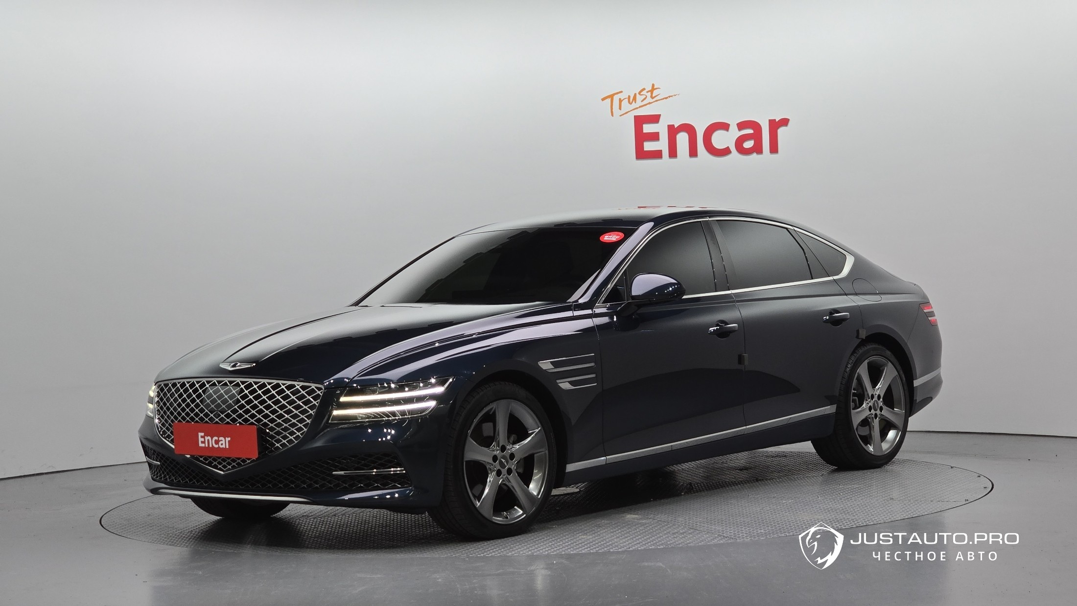 Автомобиль Genesis G80