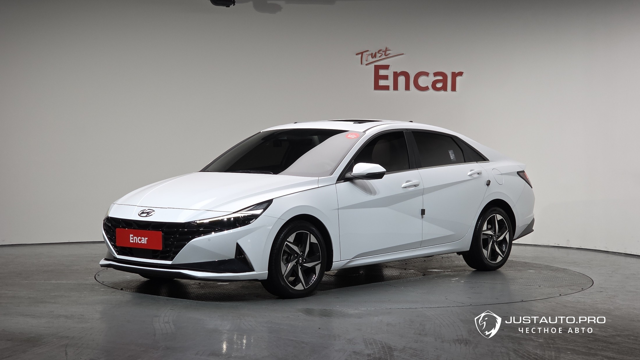 Автомобиль Hyundai AVANTE