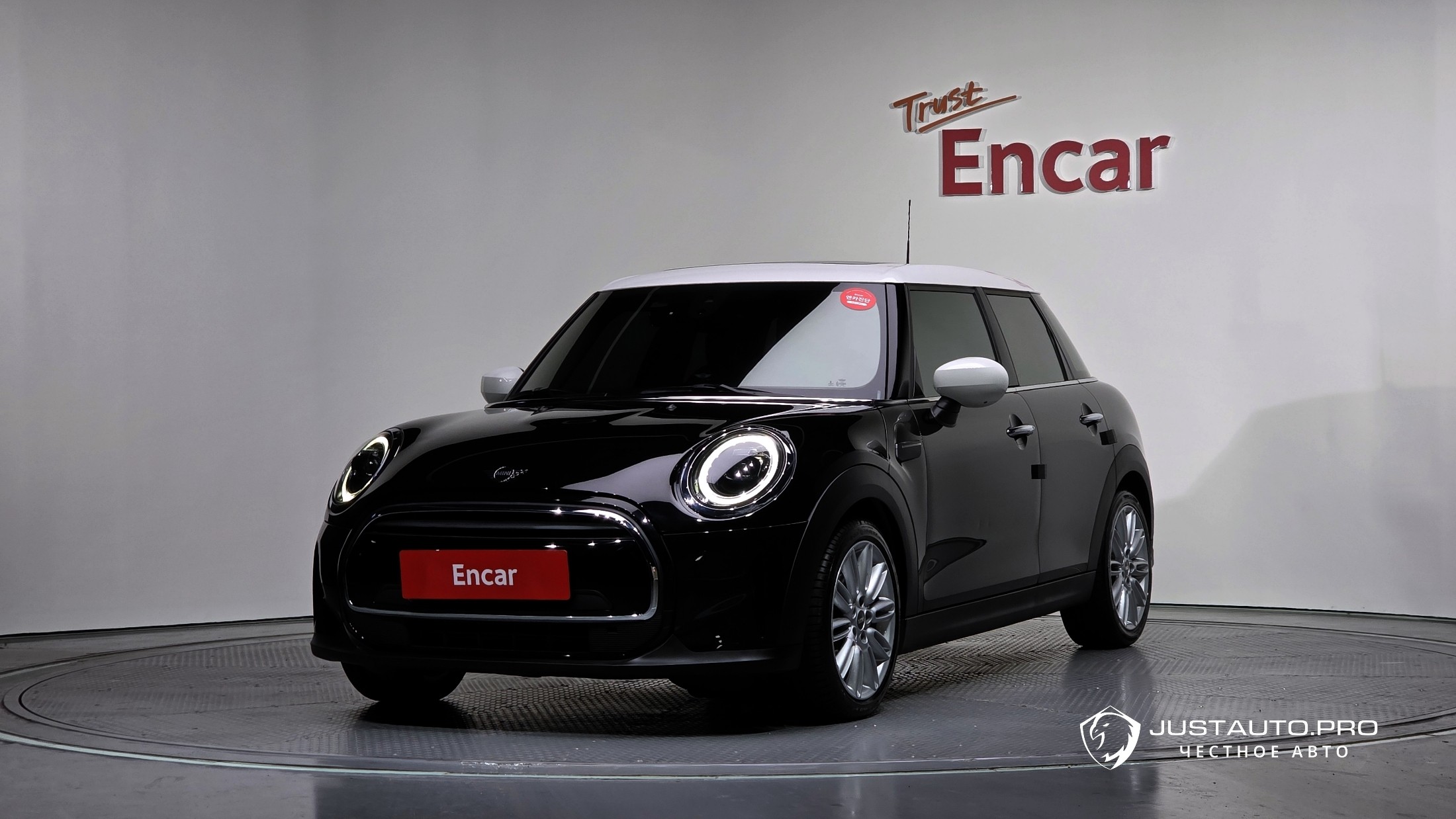 Автомобиль Mini Cooper