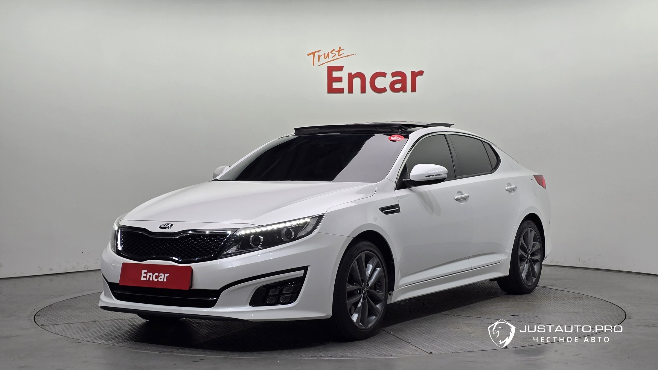 Автомобиль Kia K5