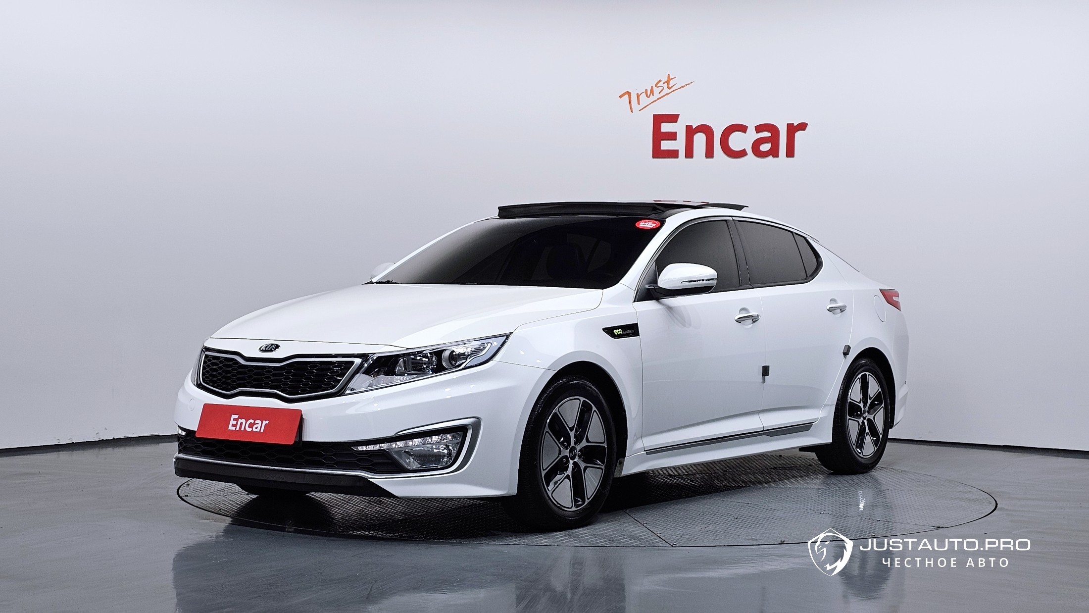 Автомобиль Kia K5