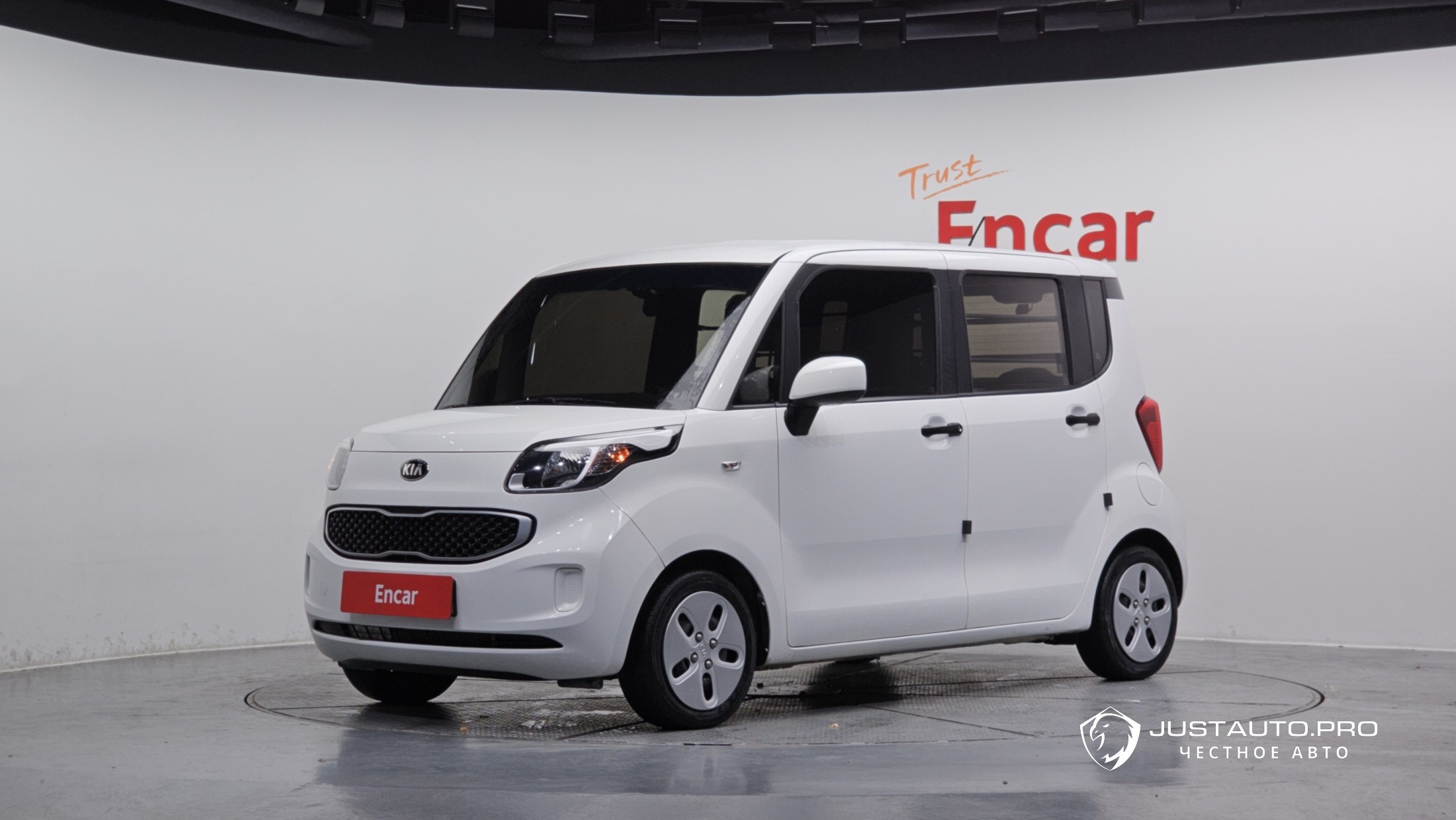 Автомобиль Kia RAY