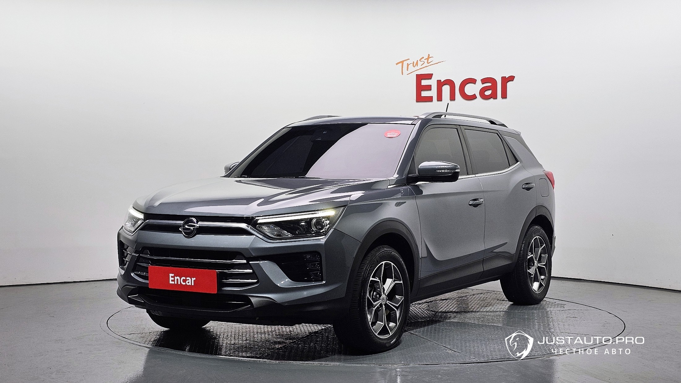 Автомобиль KG_Mobility_Ssangyong KORANDO