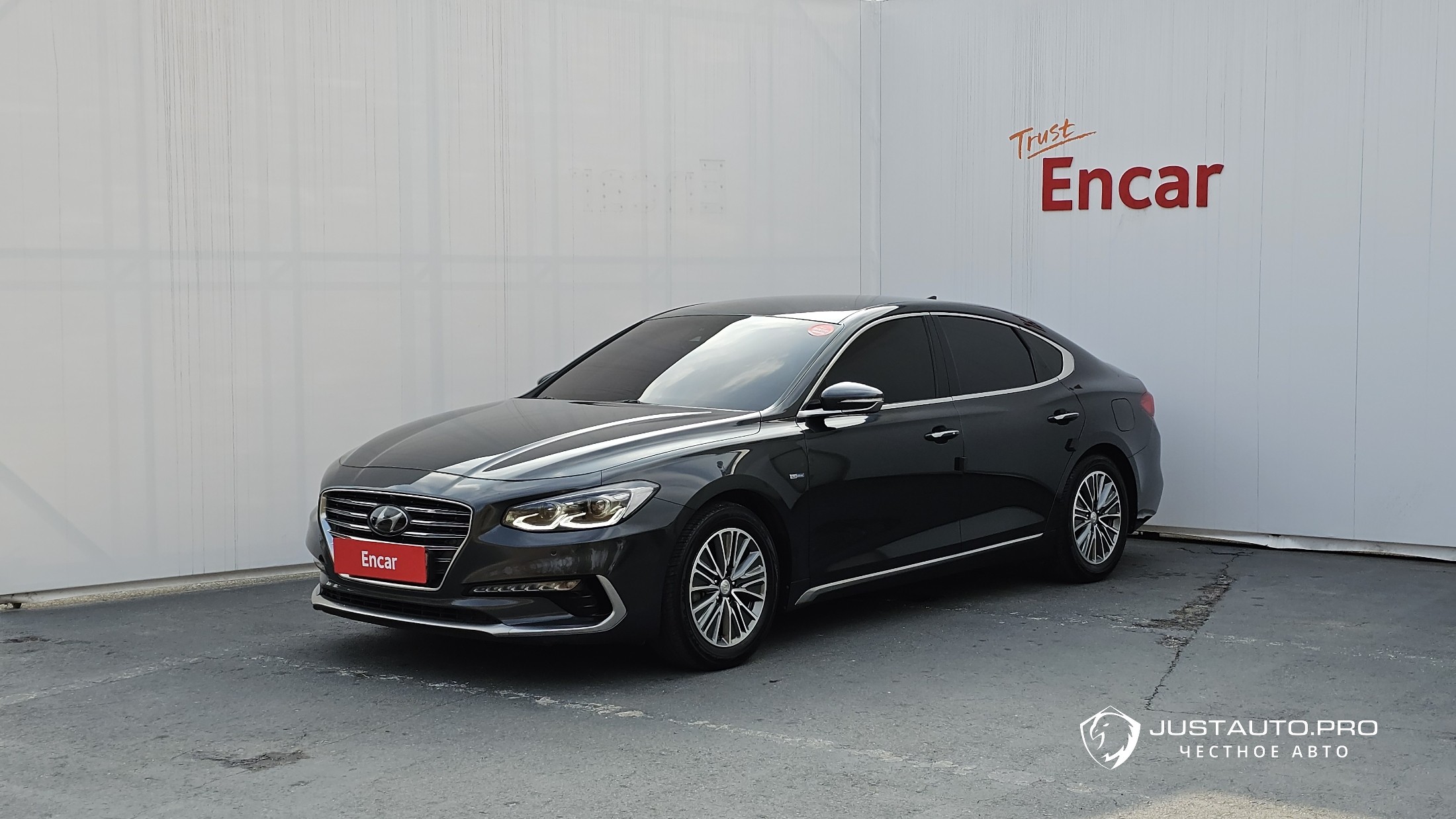 Автомобиль Hyundai Grandeur